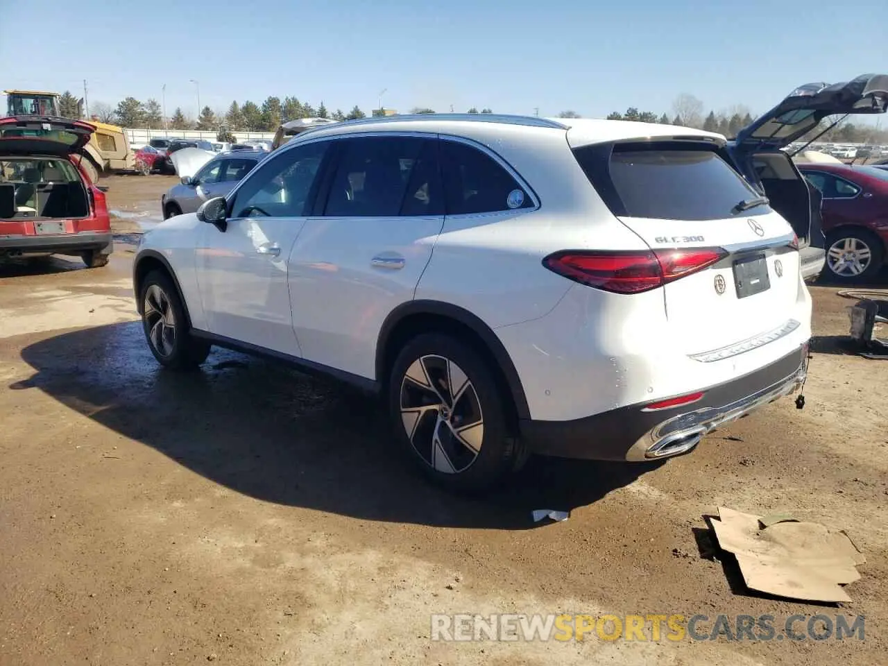 2 Photograph of a damaged car W1NKM4HB1PF054613 MERCEDES-BENZ GLC-CLASS 2023