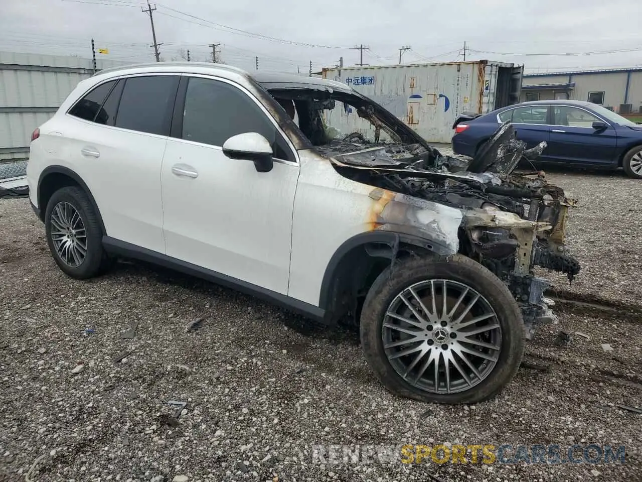4 Photograph of a damaged car W1NKM4HB9PU021497 MERCEDES-BENZ GLC-CLASS 2023