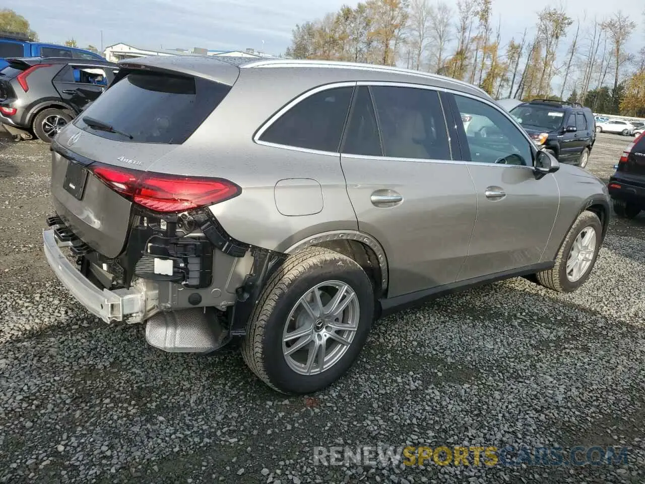 3 Photograph of a damaged car W1NKM4HBXPF028883 MERCEDES-BENZ GLC-CLASS 2023