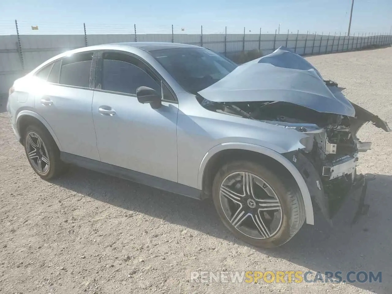 4 Photograph of a damaged car W1NKJ4HBXRF128526 MERCEDES-BENZ GLC-CLASS 2024