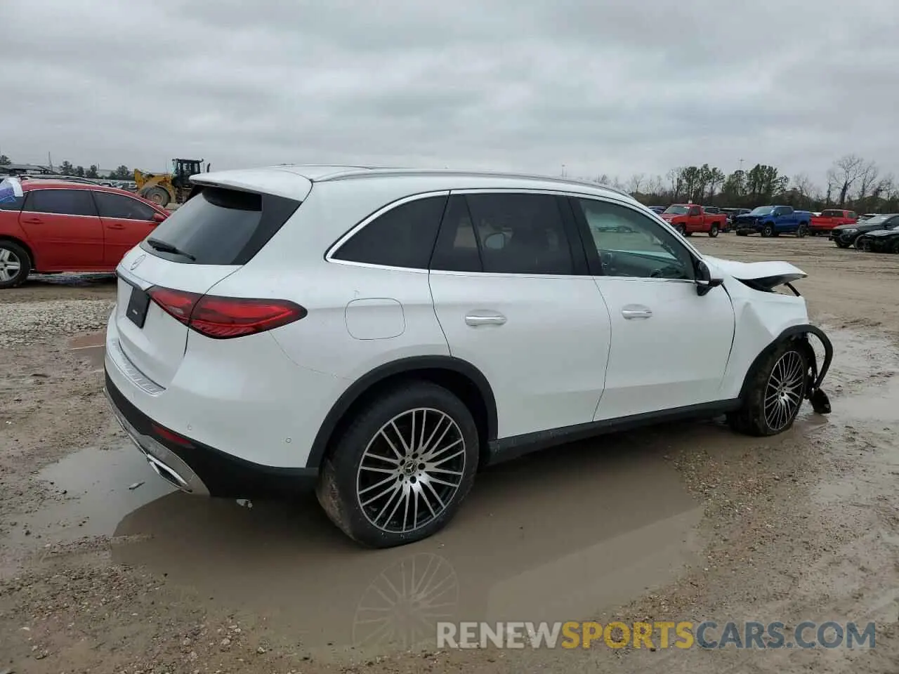 3 Photograph of a damaged car W1NKM4GB0RF162662 MERCEDES-BENZ GLC-CLASS 2024