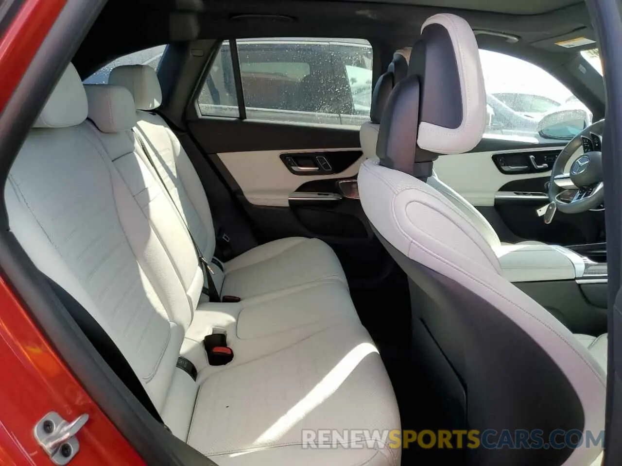 11 Photograph of a damaged car W1NKM4GB5RF137689 MERCEDES-BENZ GLC-CLASS 2024