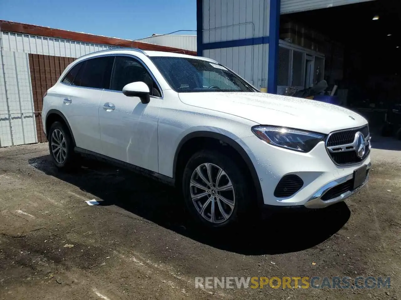 4 Photograph of a damaged car W1NKM4GB7RF188465 MERCEDES-BENZ GLC-CLASS 2024