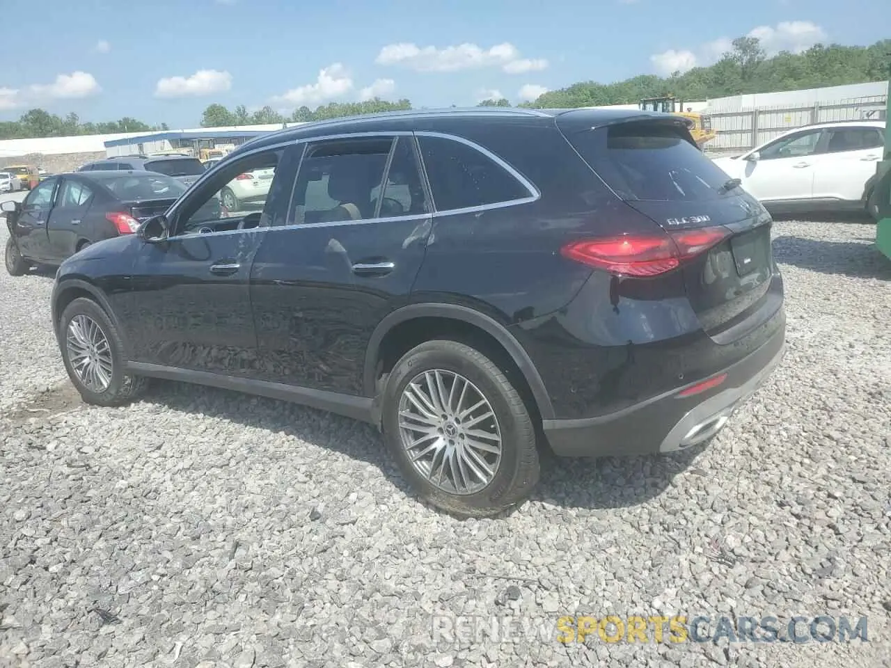 2 Photograph of a damaged car W1NKM4HB0RF124556 MERCEDES-BENZ GLC-CLASS 2024