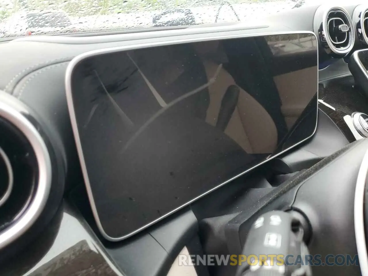 9 Photograph of a damaged car W1NKM4HB6RF225908 MERCEDES-BENZ GLC-CLASS 2024