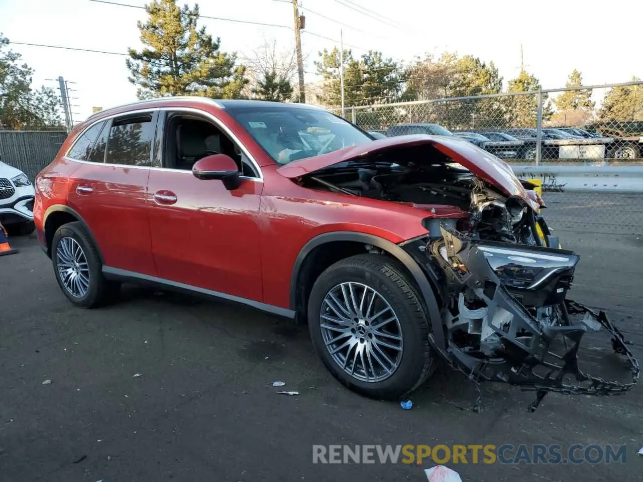 4 Photograph of a damaged car W1NKM4HB7RF226291 MERCEDES-BENZ GLC-CLASS 2024