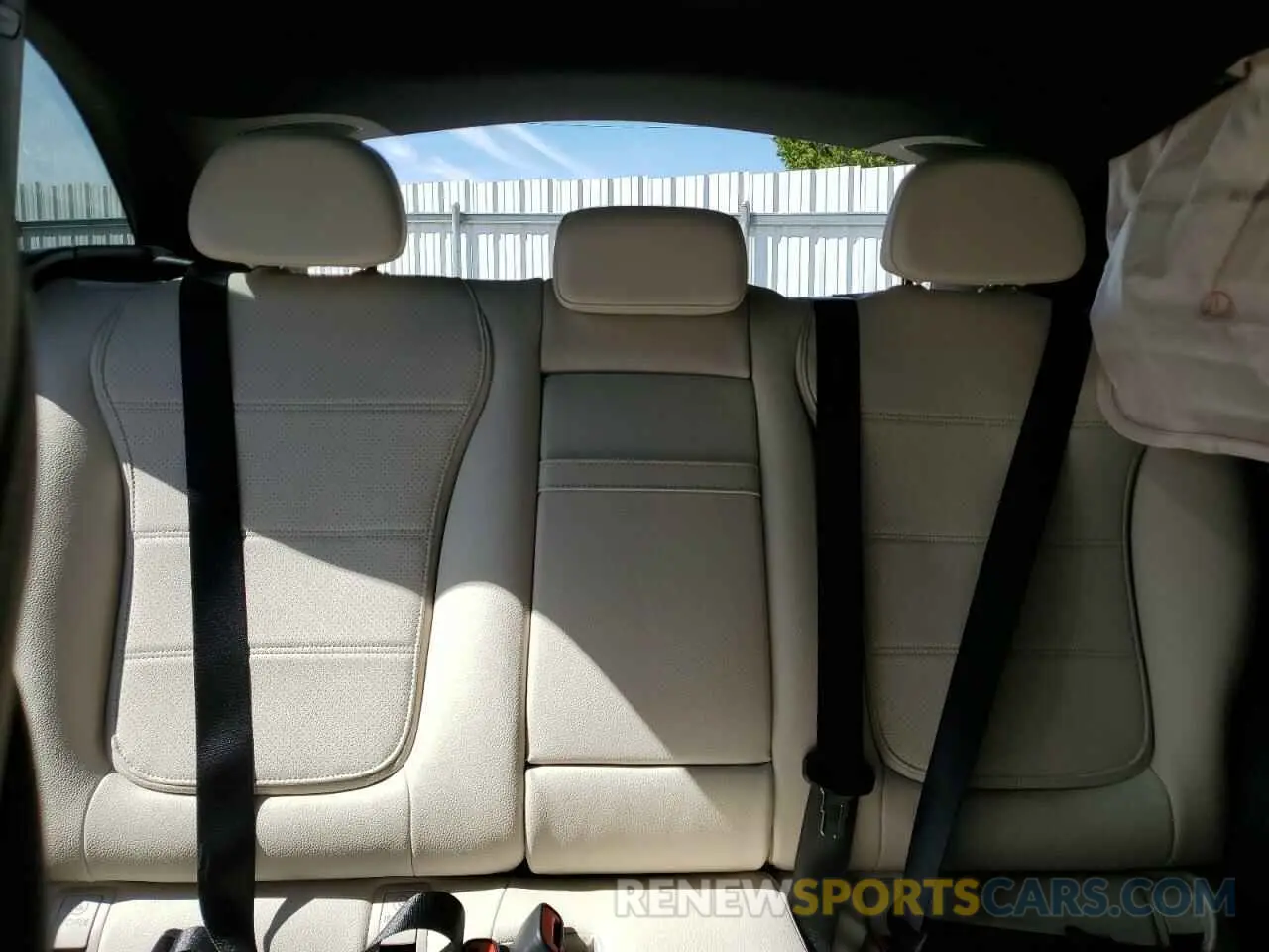 10 Photograph of a damaged car W1NKM4HB8RF195259 MERCEDES-BENZ GLC-CLASS 2024