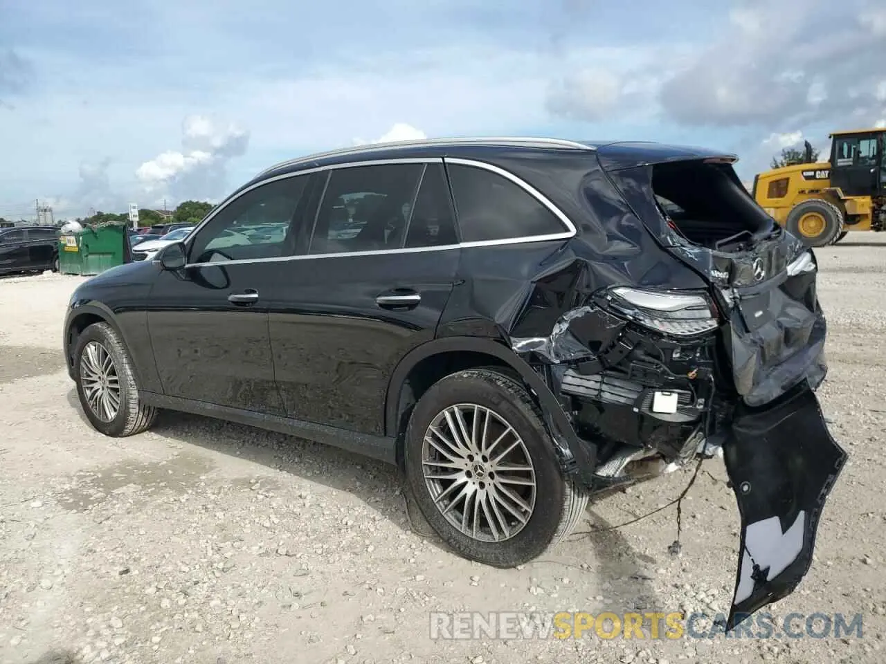 2 Photograph of a damaged car W1NKM4HB8RF205790 MERCEDES-BENZ GLC-CLASS 2024