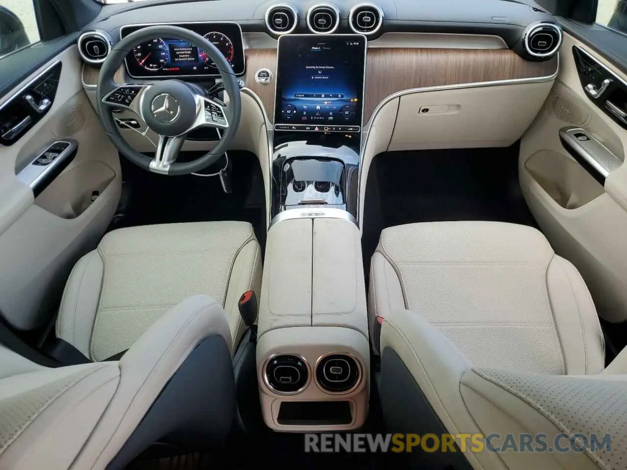 8 Photograph of a damaged car W1NKM4HB8RF205790 MERCEDES-BENZ GLC-CLASS 2024