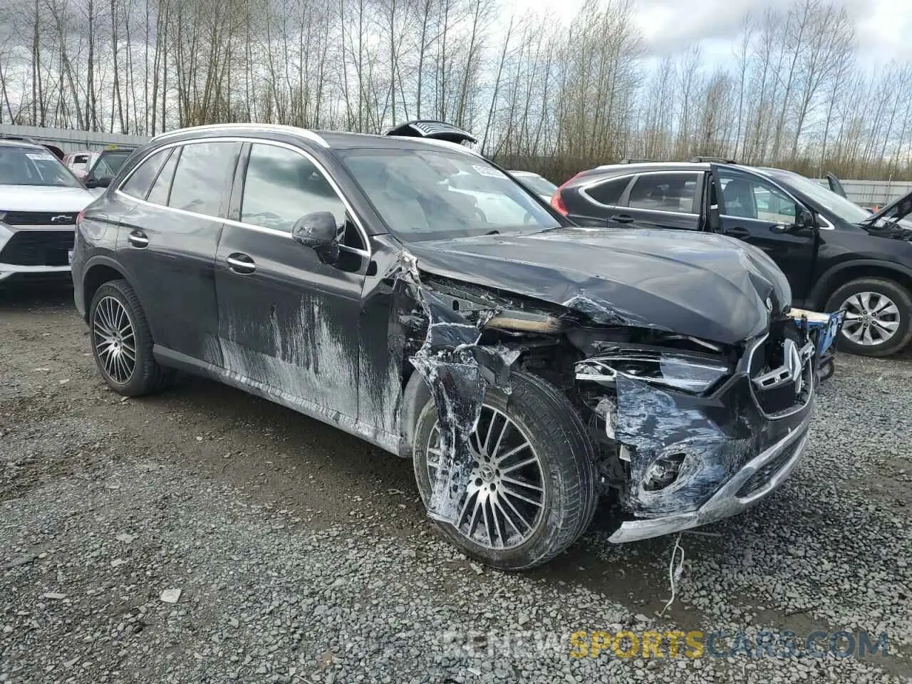 4 Photograph of a damaged car W1NKM4HB9RU042823 MERCEDES-BENZ GLC-CLASS 2024