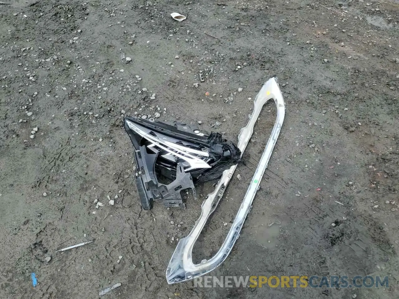 13 Photograph of a damaged car W1NKM4HBXRF129263 MERCEDES-BENZ GLC-CLASS 2024