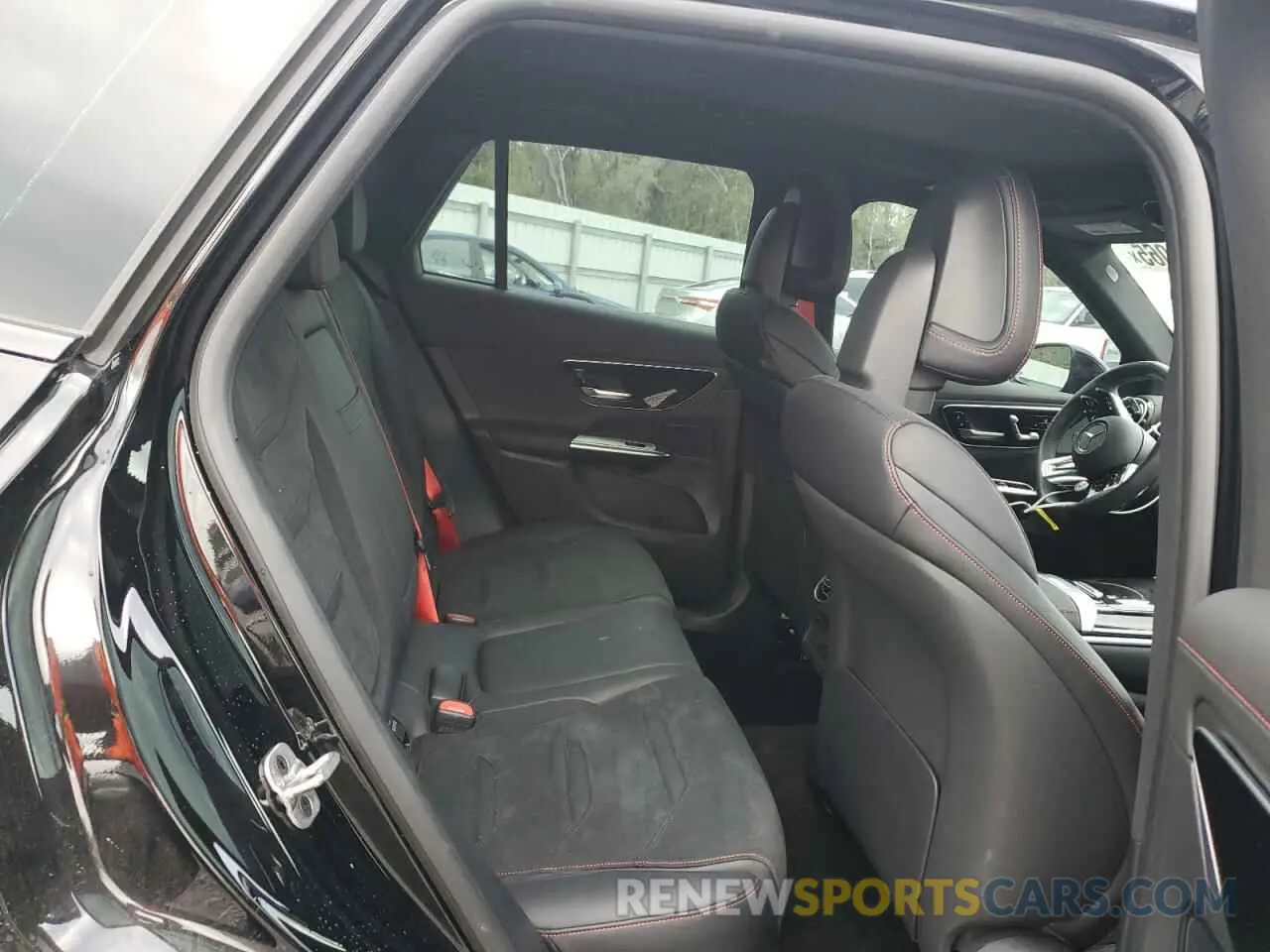 11 Photograph of a damaged car W1NKM8HB2RF186841 MERCEDES-BENZ GLC-CLASS 2024