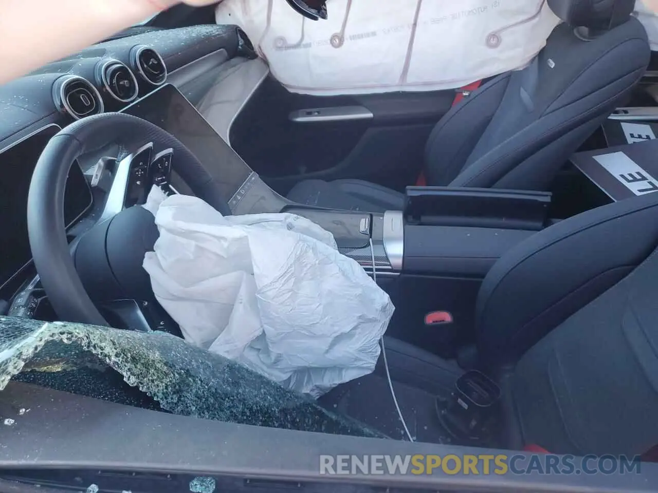 7 Photograph of a damaged car W1NKM8HB4RF154666 MERCEDES-BENZ GLC-CLASS 2024