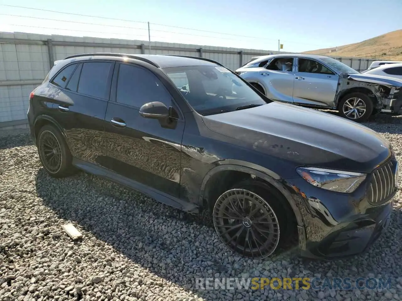4 Photograph of a damaged car W1NKM8HB8RF220619 MERCEDES-BENZ GLC-CLASS 2024