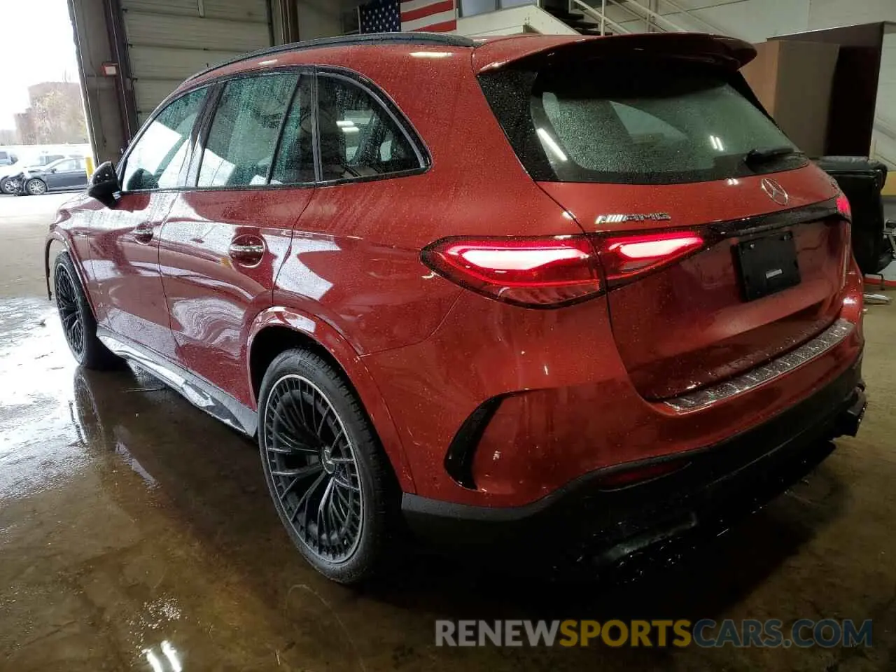 2 Photograph of a damaged car W1NKM8HBXRF202090 MERCEDES-BENZ GLC-CLASS 2024