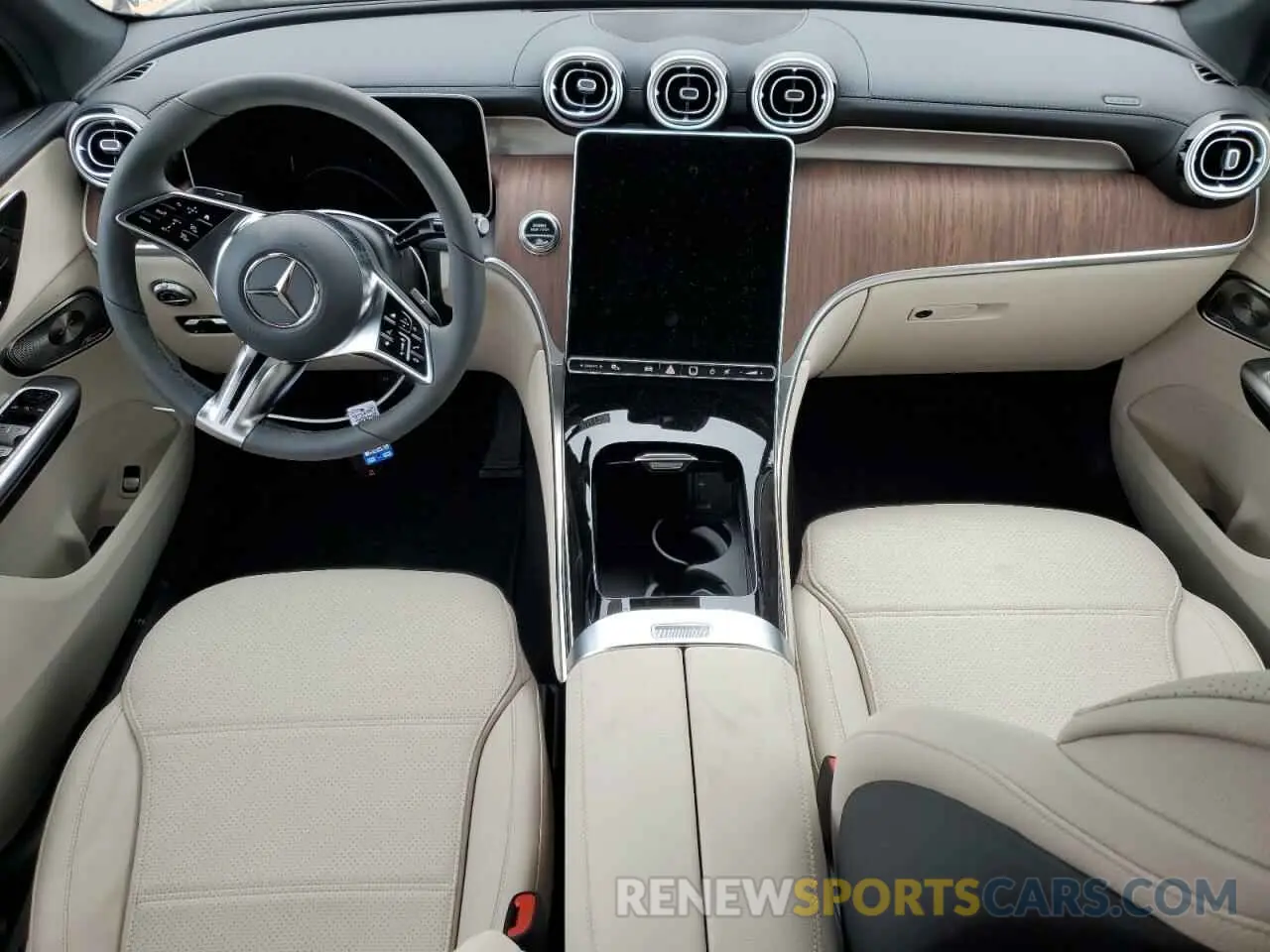 8 Photograph of a damaged car W1NKM4HB9SF294288 MERCEDES-BENZ GLC-CLASS 2025