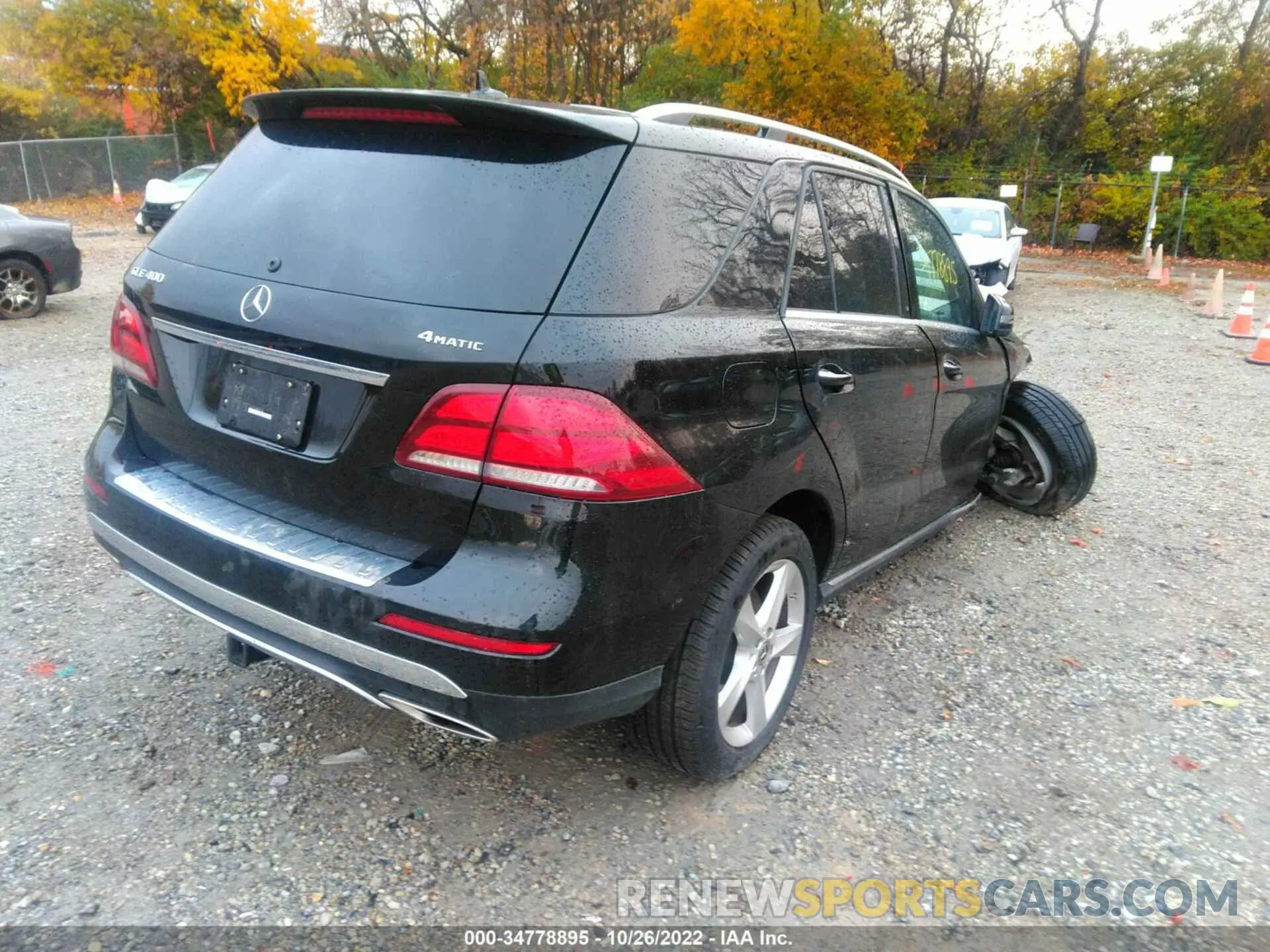 4 Photograph of a damaged car 4JGDA5GB4KB218304 MERCEDES-BENZ GLE 2019