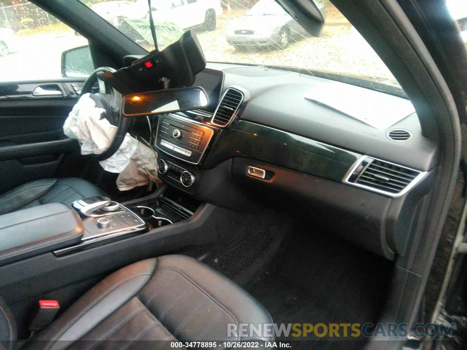 5 Photograph of a damaged car 4JGDA5GB4KB218304 MERCEDES-BENZ GLE 2019