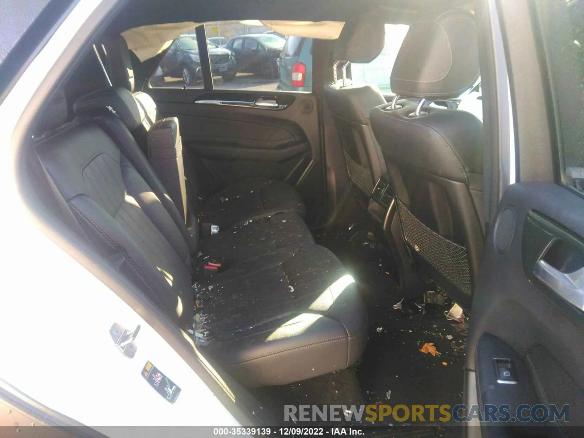 8 Photograph of a damaged car 4JGDA5GBXKB215276 MERCEDES-BENZ GLE 2019