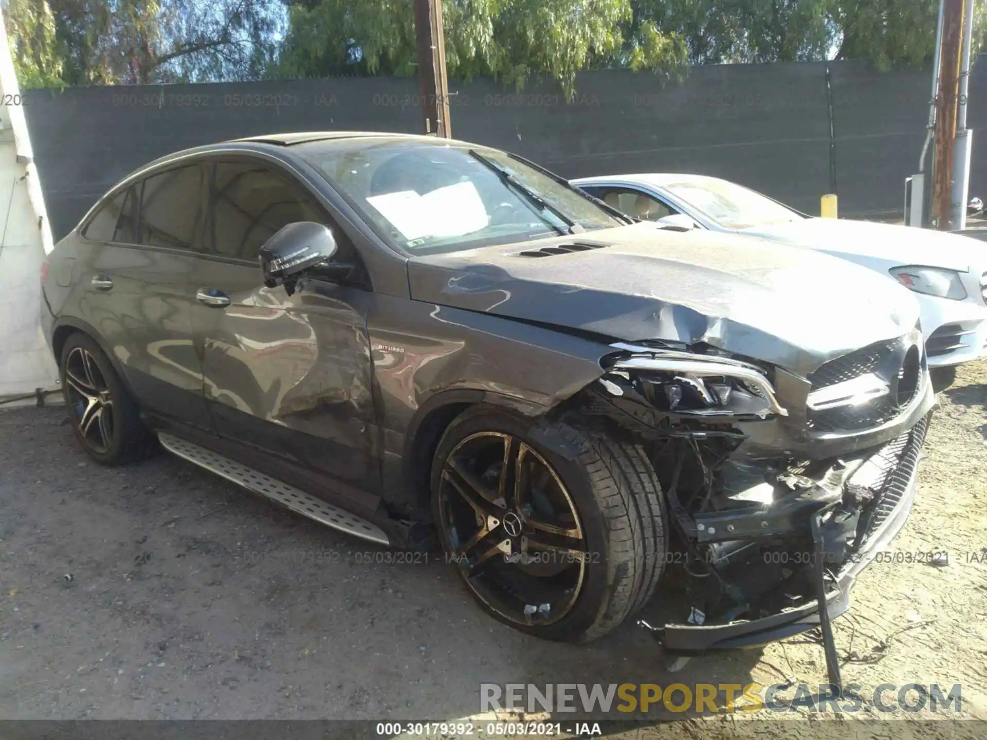 1 Photograph of a damaged car 4JGED6EB0KA153638 MERCEDES-BENZ GLE 2019