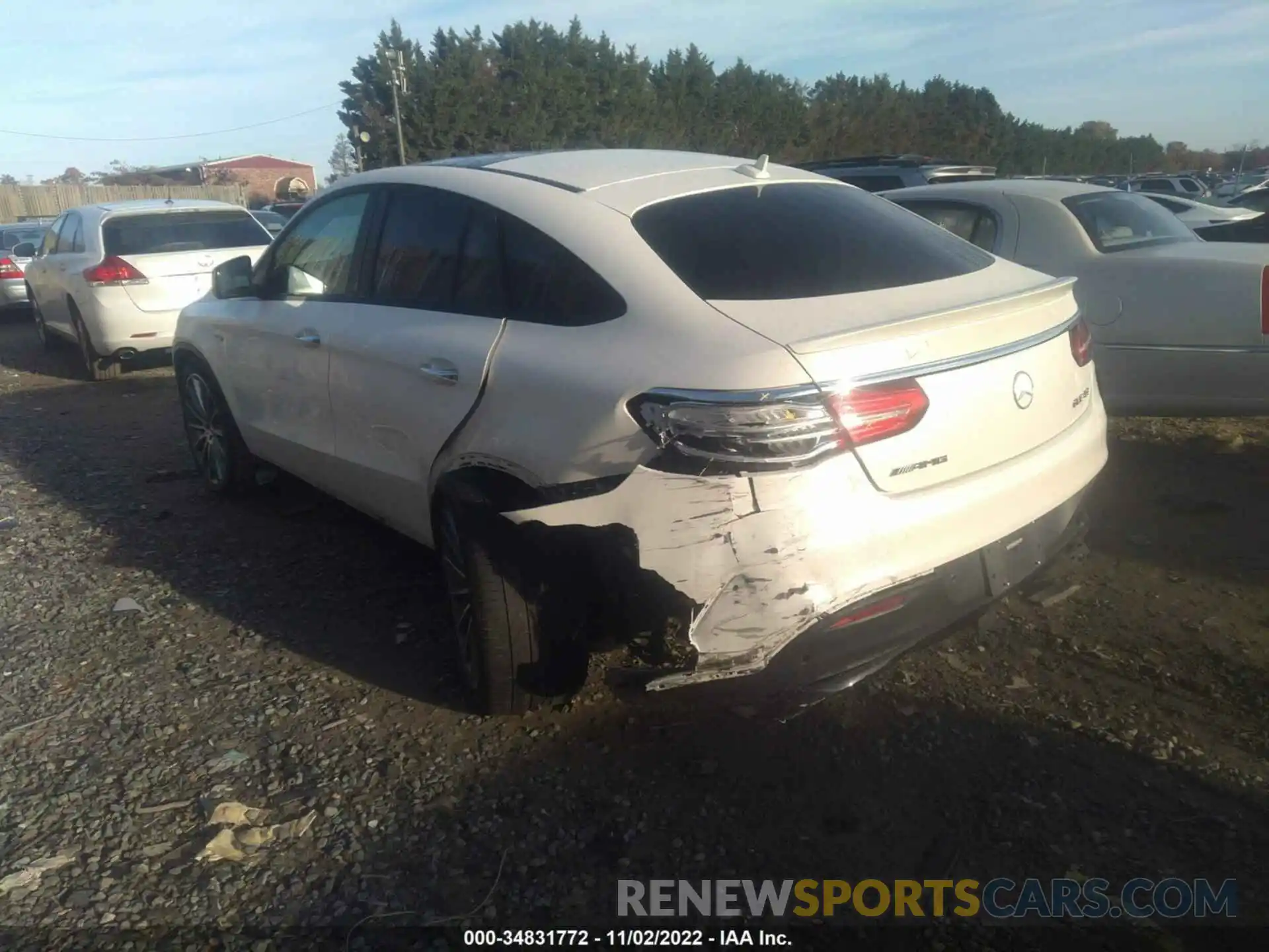 3 Photograph of a damaged car 4JGED6EB1KA152563 MERCEDES-BENZ GLE 2019