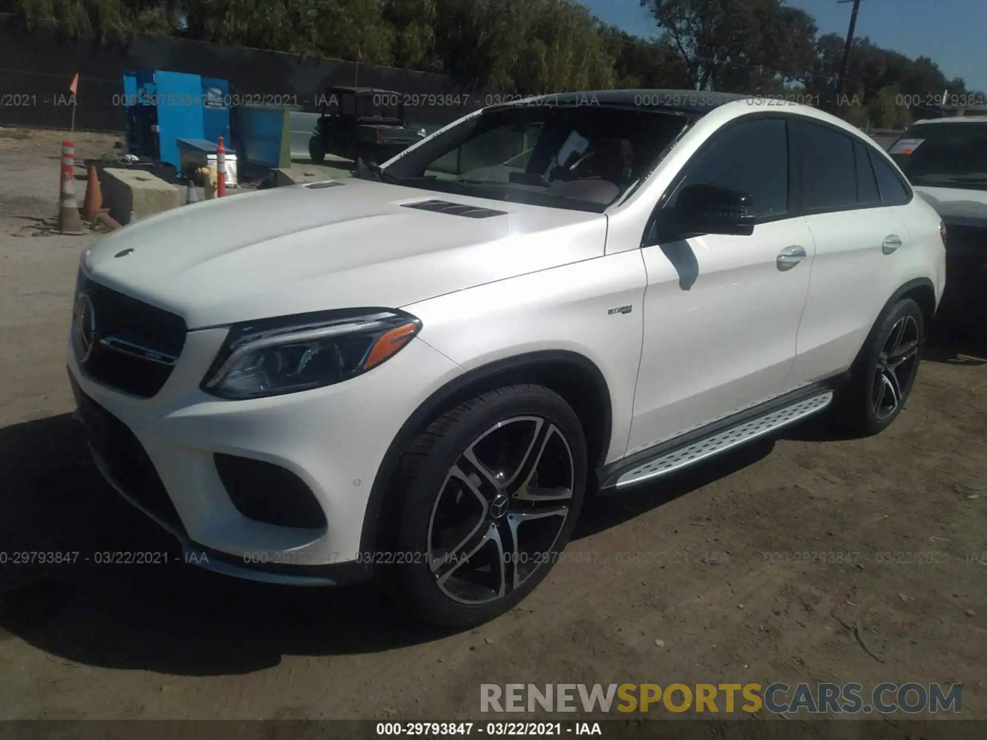 2 Photograph of a damaged car 4JGED6EB8KA134416 MERCEDES-BENZ GLE 2019