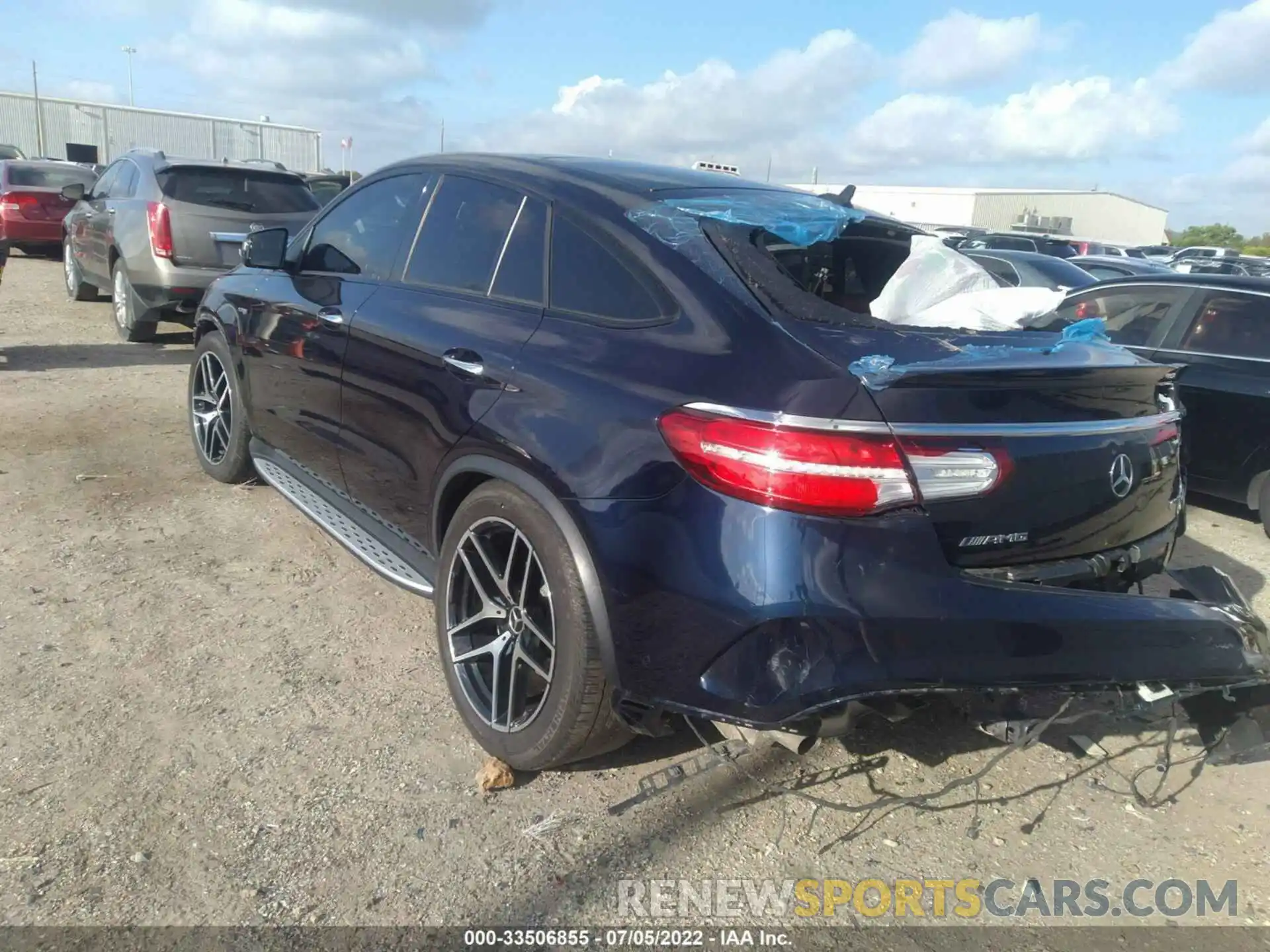 3 Photograph of a damaged car 4JGED6EB8KA141639 MERCEDES-BENZ GLE 2019