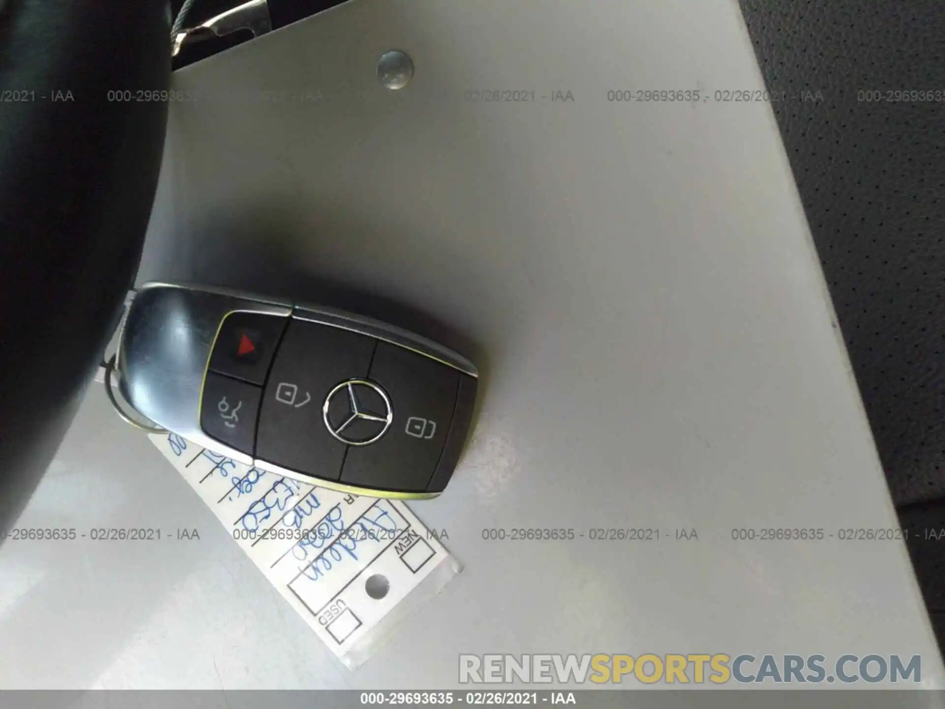 11 Photograph of a damaged car 4JGFB4JB6LA210687 MERCEDES-BENZ GLE 2020