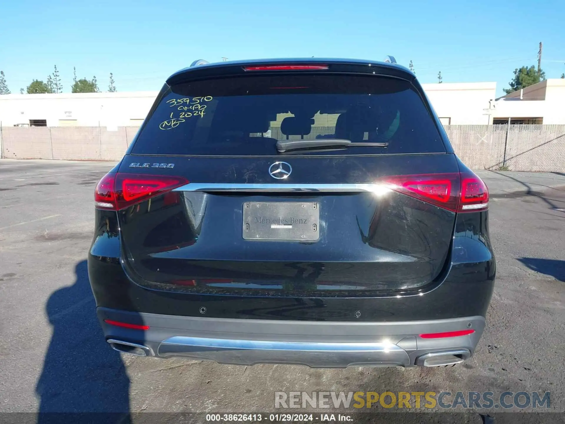 16 Photograph of a damaged car 4JGFB4JB9LA107926 MERCEDES-BENZ GLE 2020