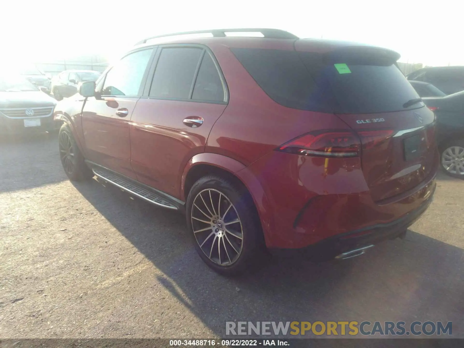 3 Photograph of a damaged car 4JGFB4JE9LA140886 MERCEDES-BENZ GLE 2020