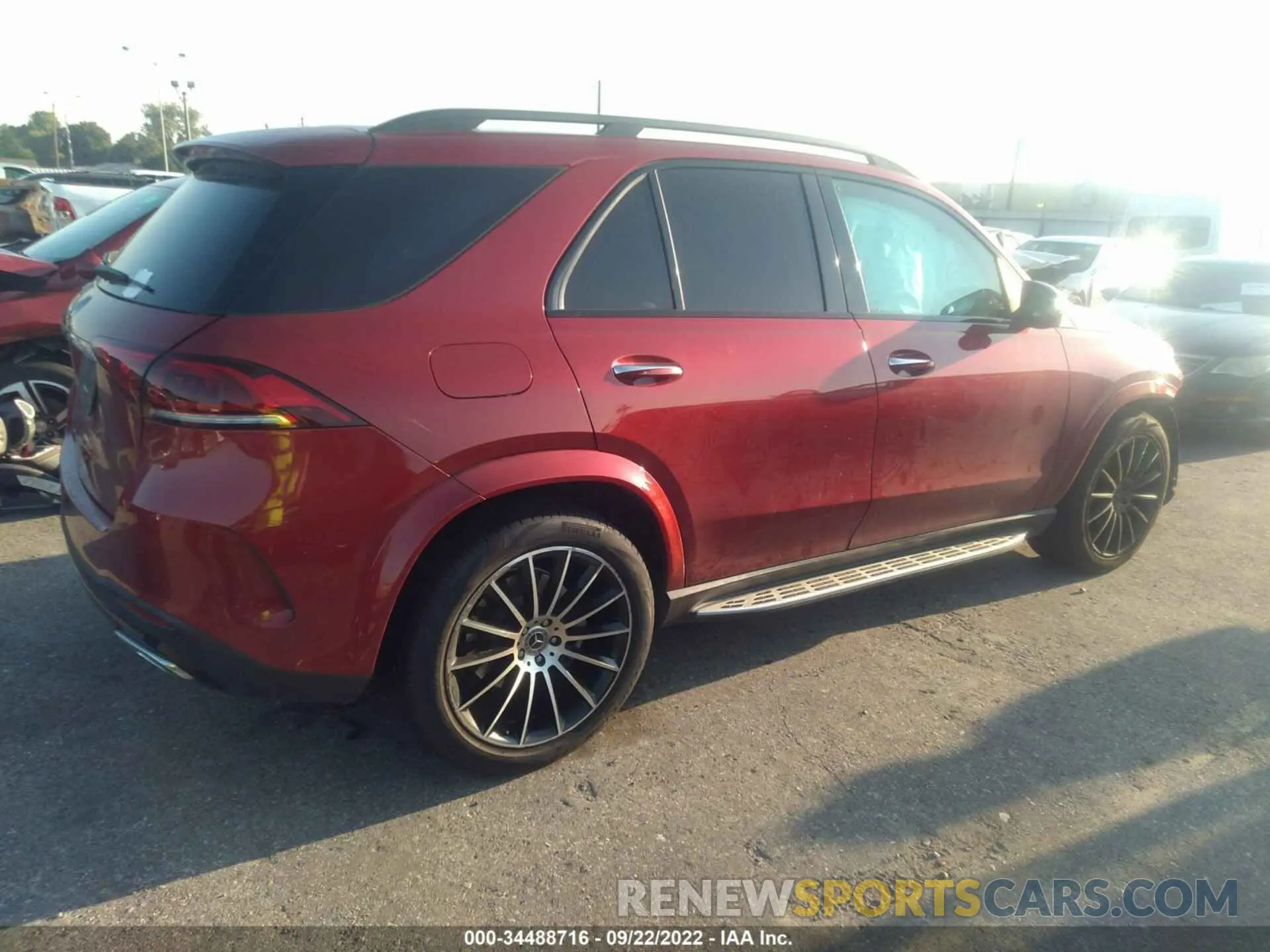 4 Photograph of a damaged car 4JGFB4JE9LA140886 MERCEDES-BENZ GLE 2020