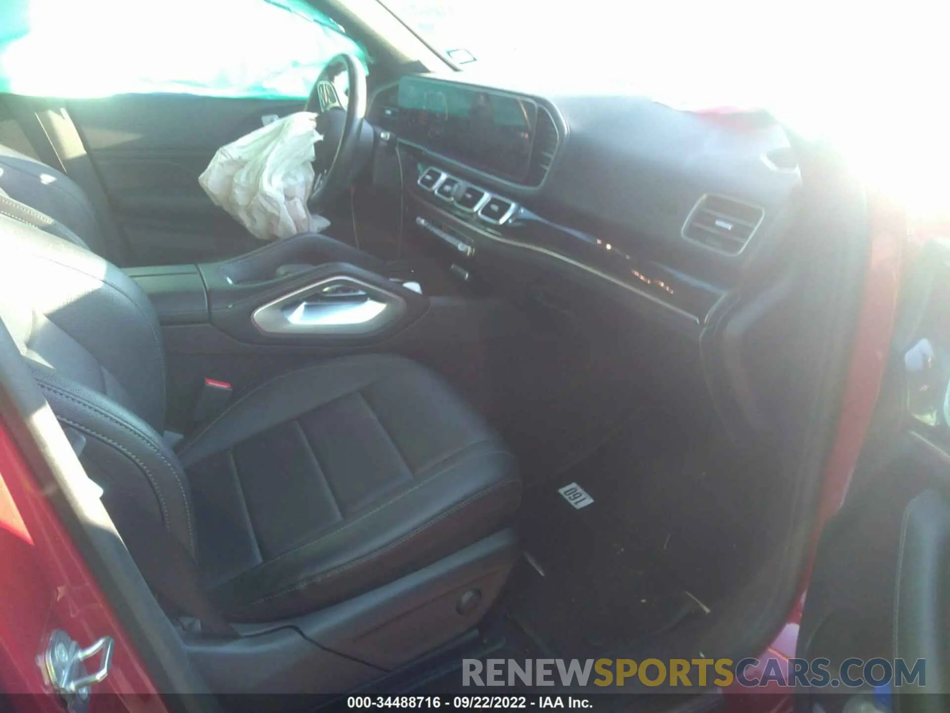 5 Photograph of a damaged car 4JGFB4JE9LA140886 MERCEDES-BENZ GLE 2020