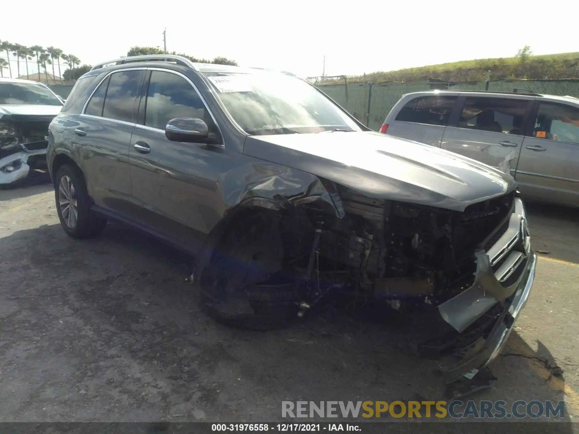 1 Photograph of a damaged car 4JGFB4KB0LA186661 MERCEDES-BENZ GLE 2020