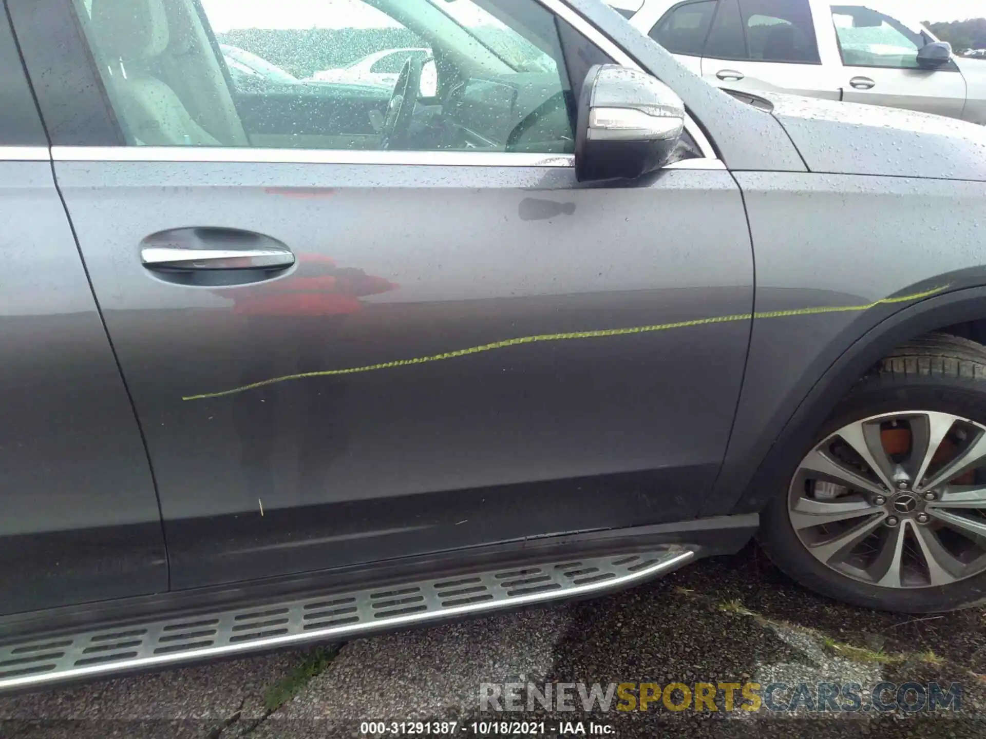 6 Photograph of a damaged car 4JGFB4KB0LA247863 MERCEDES-BENZ GLE 2020