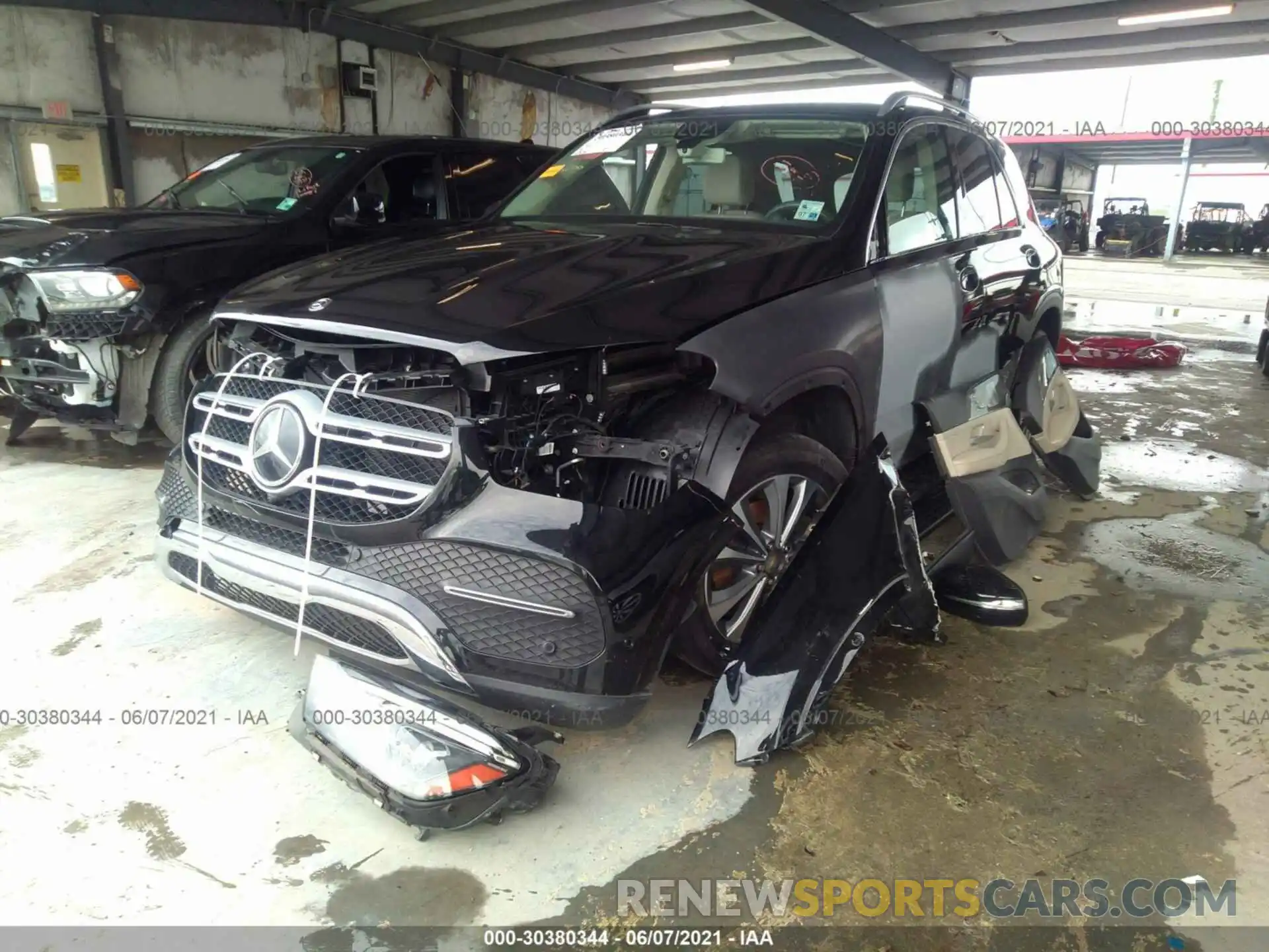 6 Photograph of a damaged car 4JGFB4KBXLA027470 MERCEDES-BENZ GLE 2020