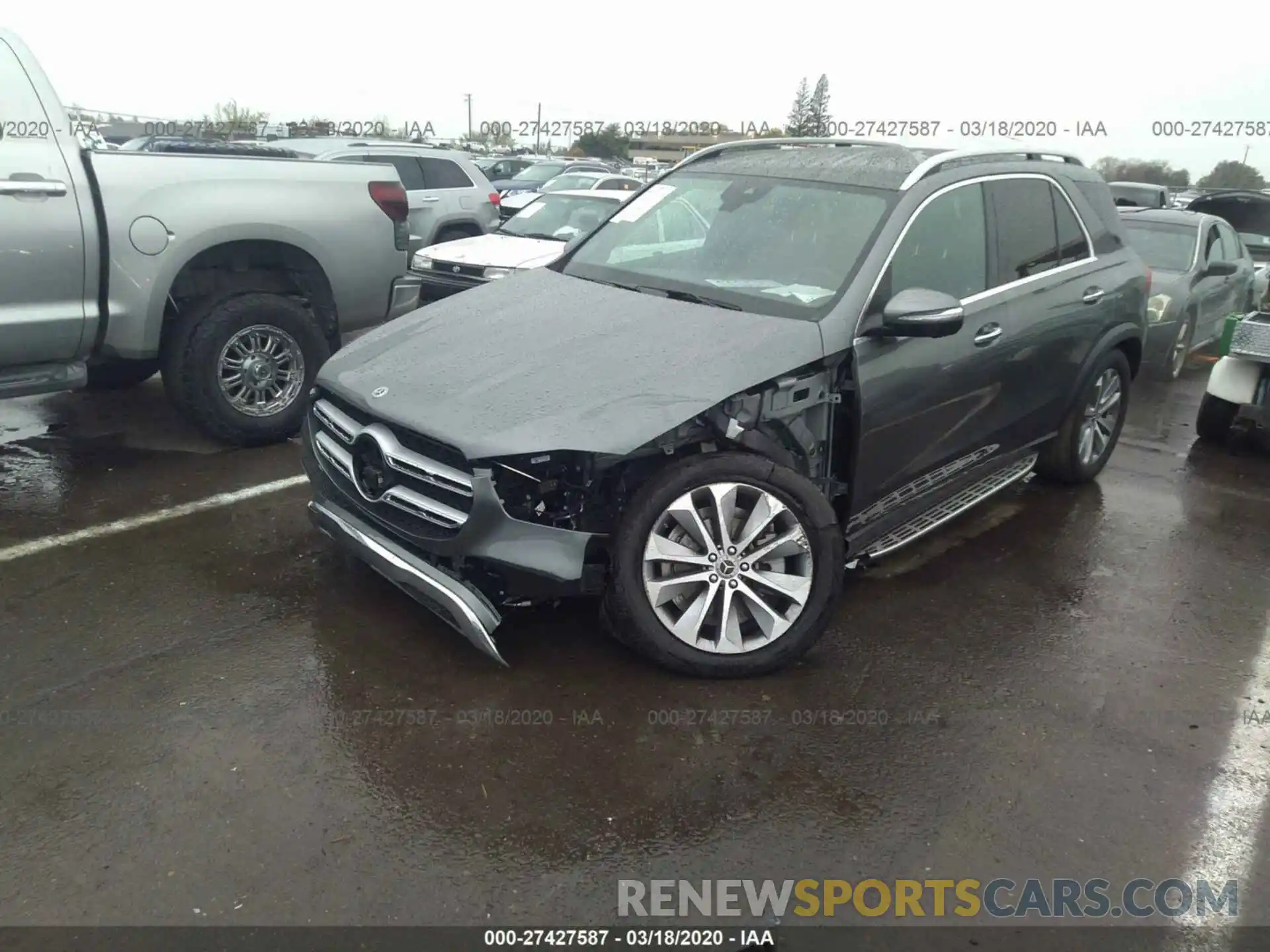 2 Photograph of a damaged car 4JGFB4KE3LA138937 MERCEDES-BENZ GLE 2020