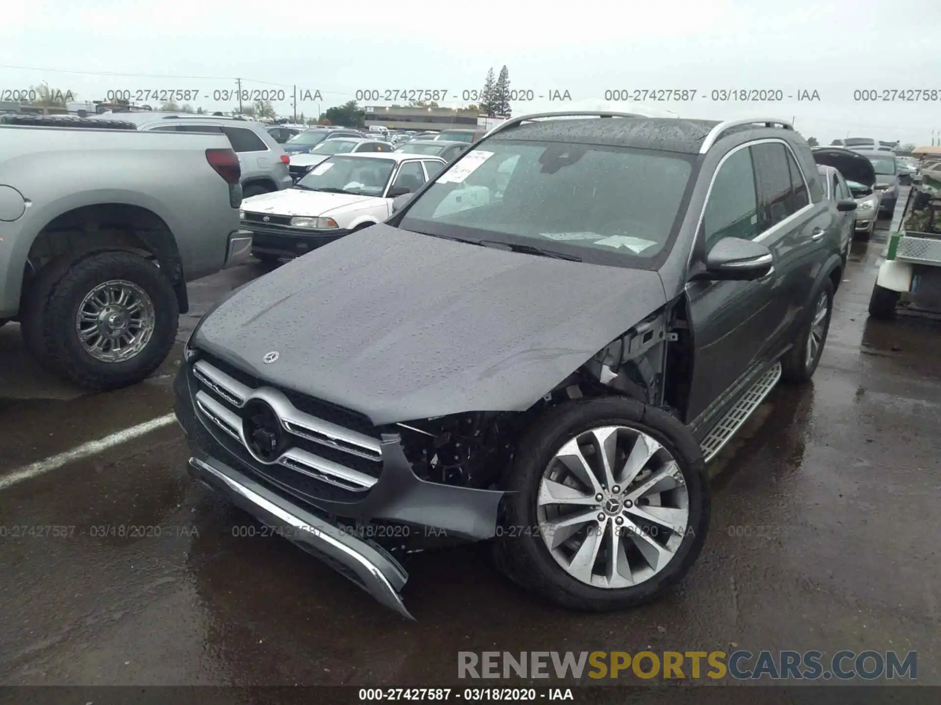 6 Photograph of a damaged car 4JGFB4KE3LA138937 MERCEDES-BENZ GLE 2020