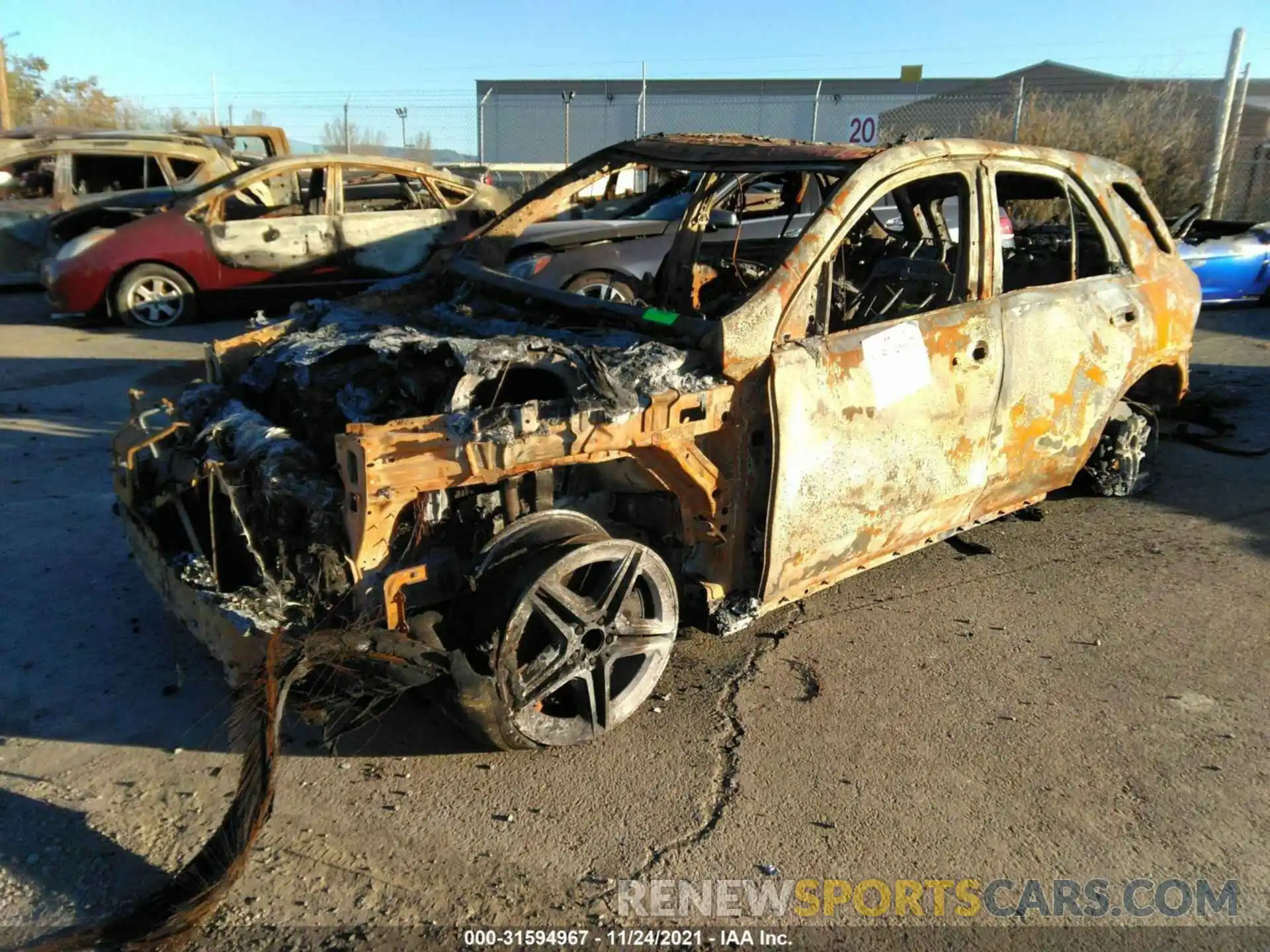 2 Photograph of a damaged car 4JGFB5KB5LA215674 MERCEDES-BENZ GLE 2020