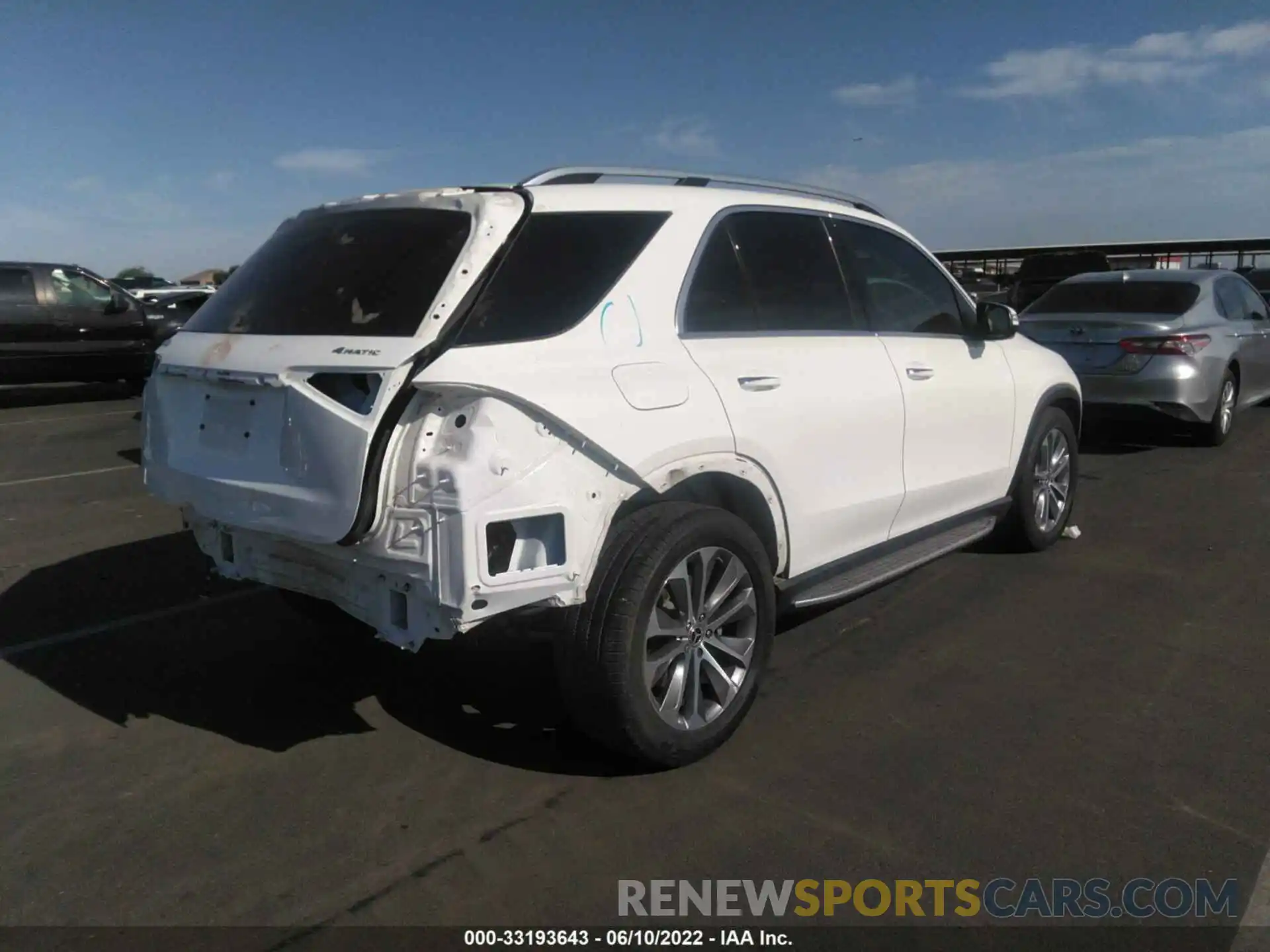 4 Photograph of a damaged car 4JGFB5KB6LA067129 MERCEDES-BENZ GLE 2020