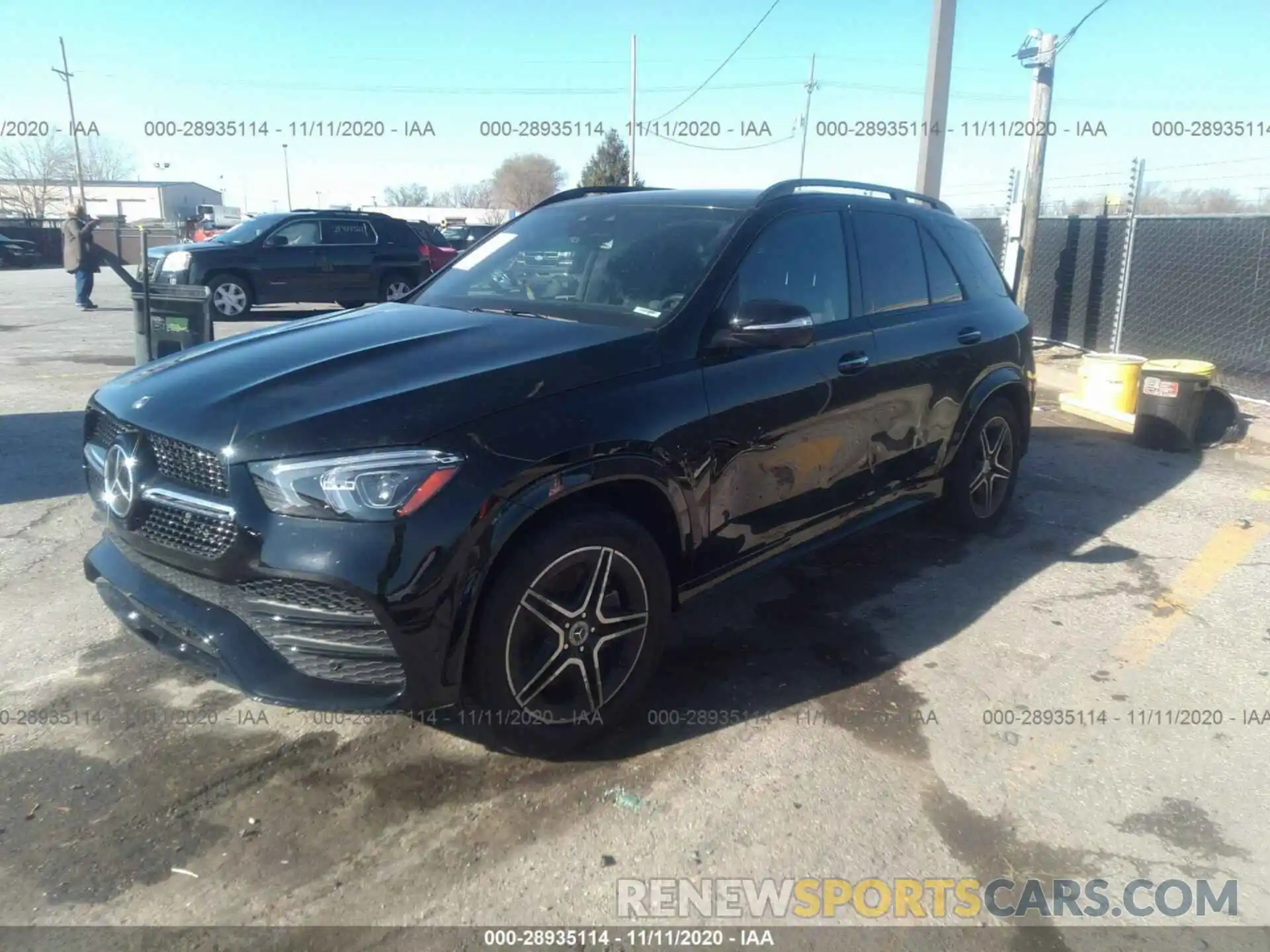 2 Photograph of a damaged car 4JGFB8GB7LA175060 MERCEDES-BENZ GLE 2020