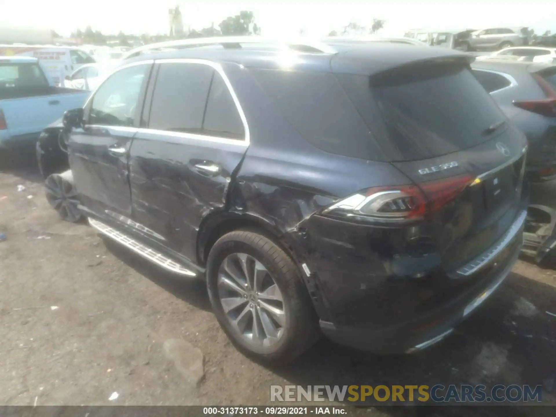 3 Photograph of a damaged car 4JGFB4JB2MA490335 MERCEDES-BENZ GLE 2021