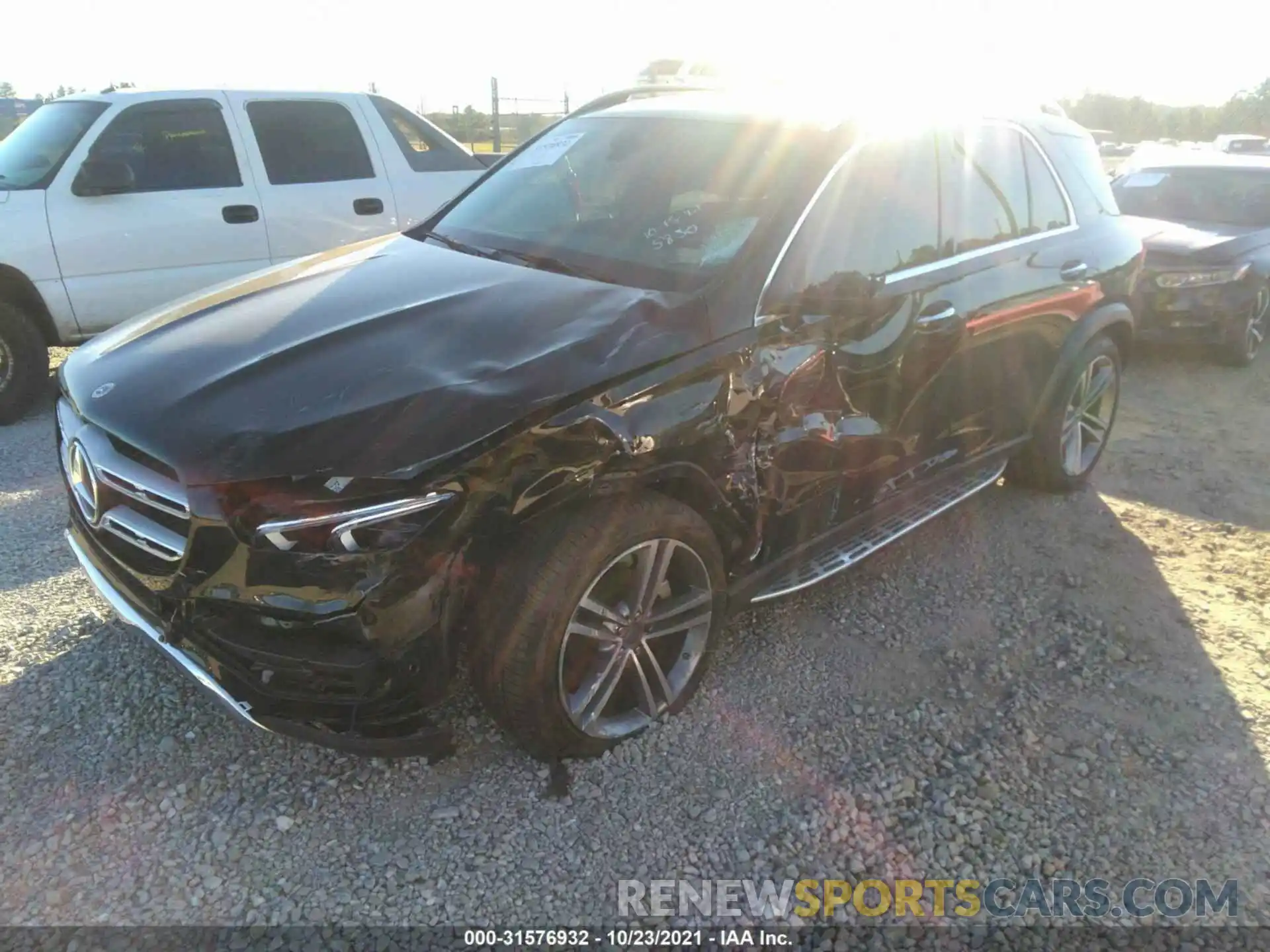 2 Photograph of a damaged car 4JGFB4JB5MA405830 MERCEDES-BENZ GLE 2021