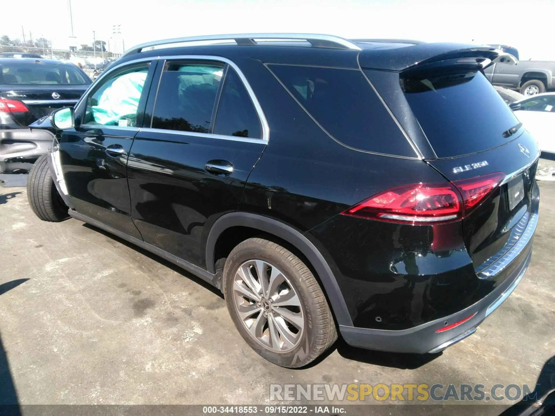 3 Photograph of a damaged car 4JGFB4JB6MA315005 MERCEDES-BENZ GLE 2021