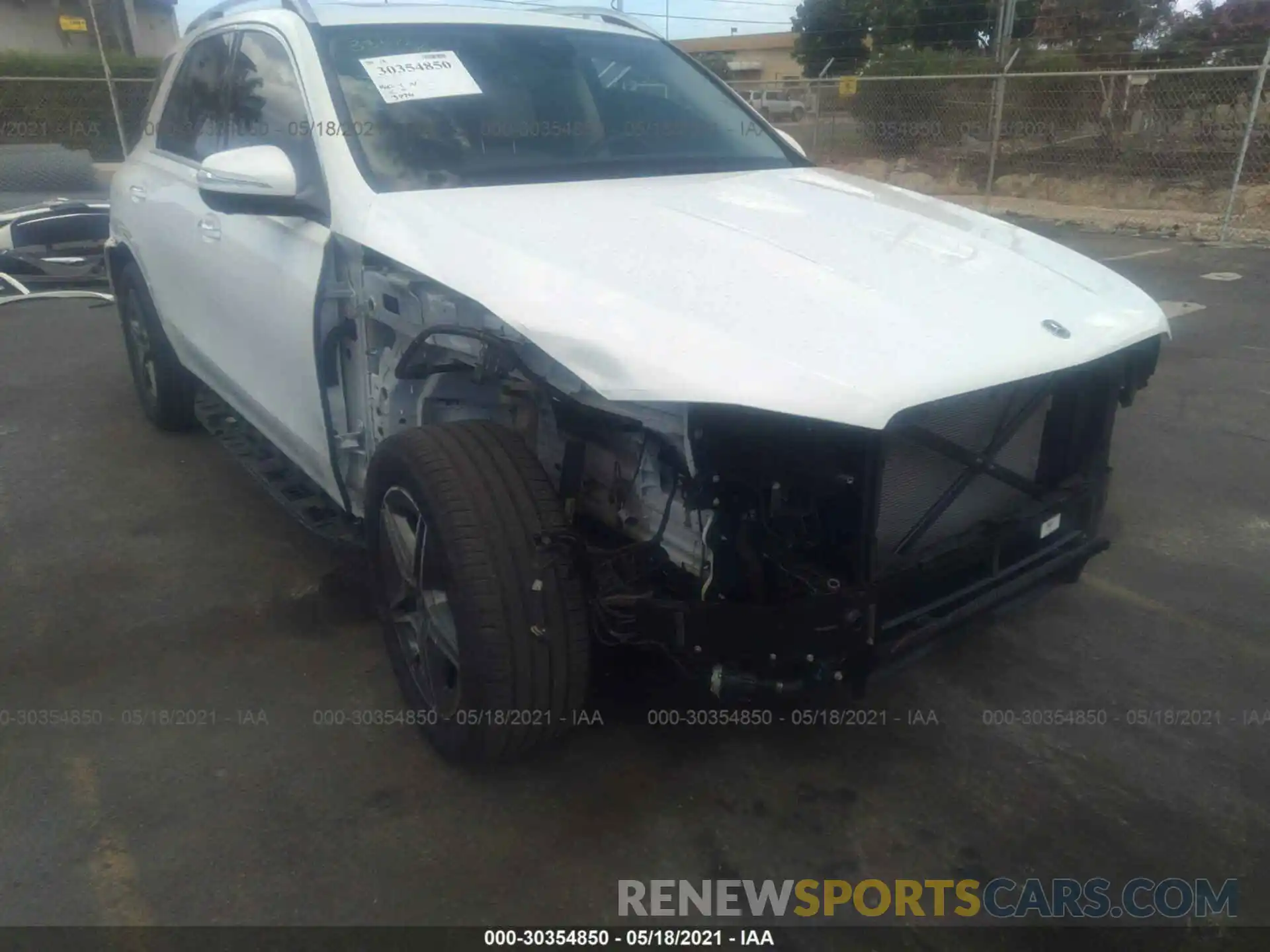 6 Photograph of a damaged car 4JGFB4JBXMA370086 MERCEDES-BENZ GLE 2021