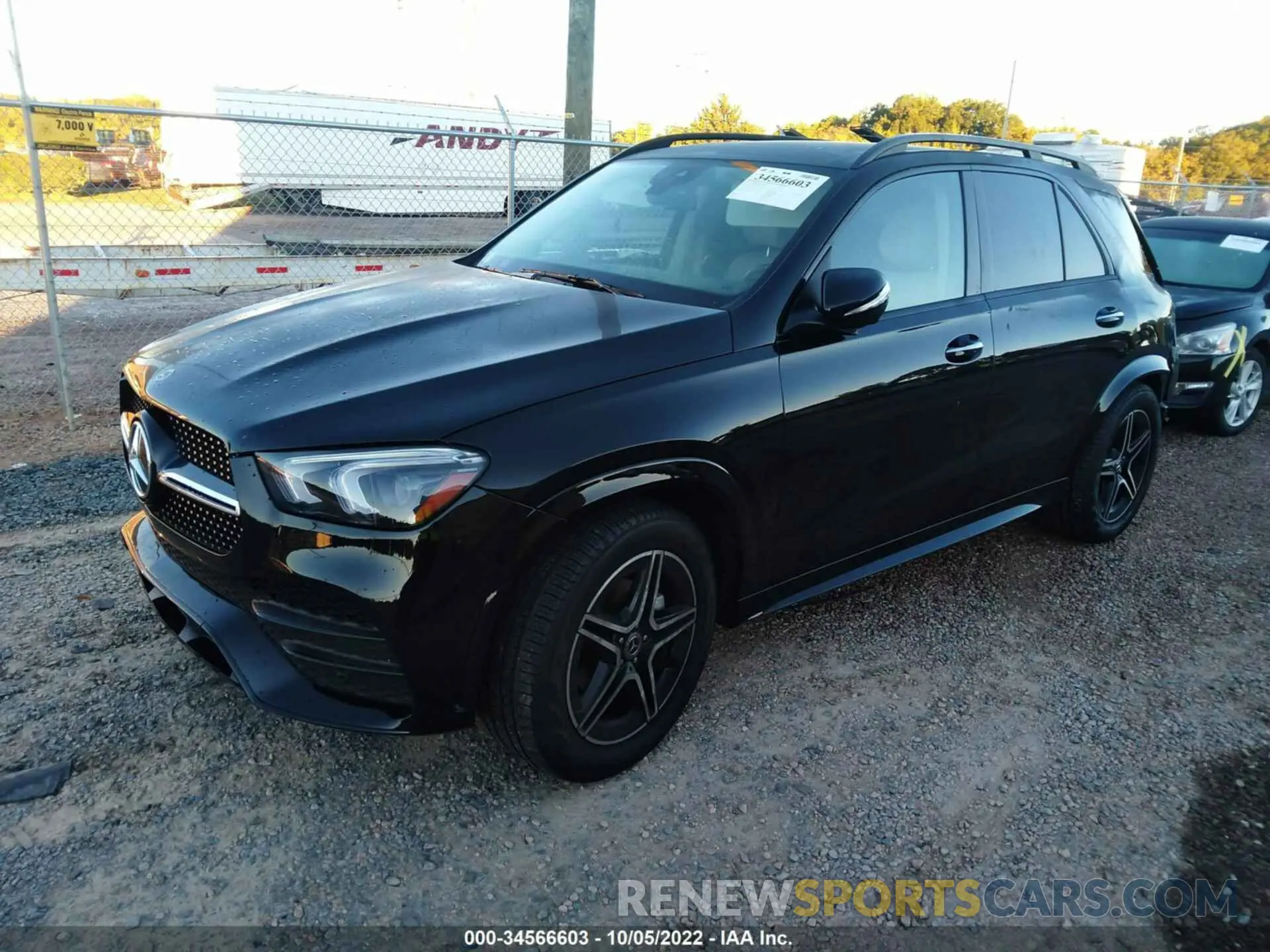 2 Photograph of a damaged car 4JGFB4KB5MA412792 MERCEDES-BENZ GLE 2021