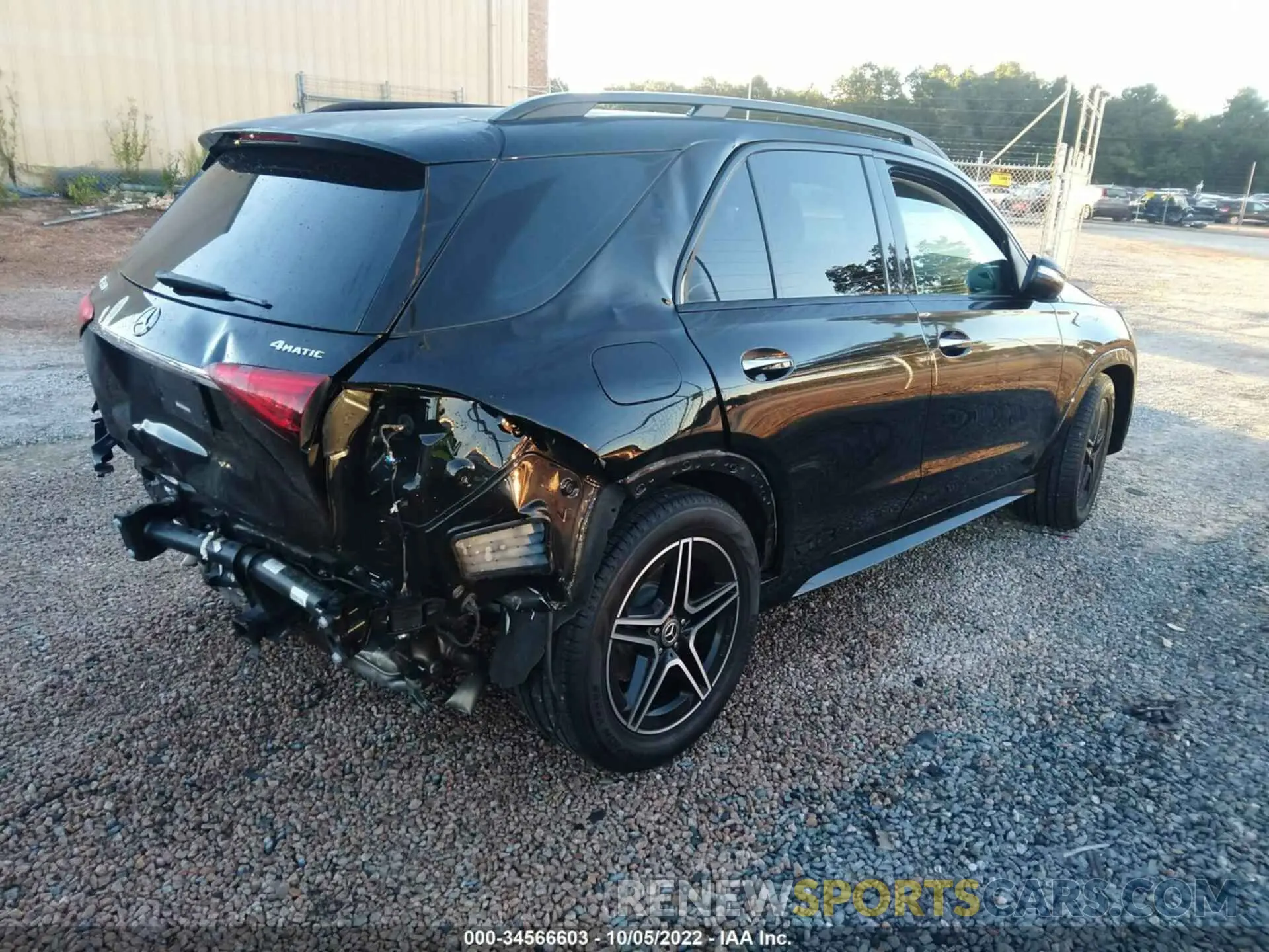 4 Photograph of a damaged car 4JGFB4KB5MA412792 MERCEDES-BENZ GLE 2021