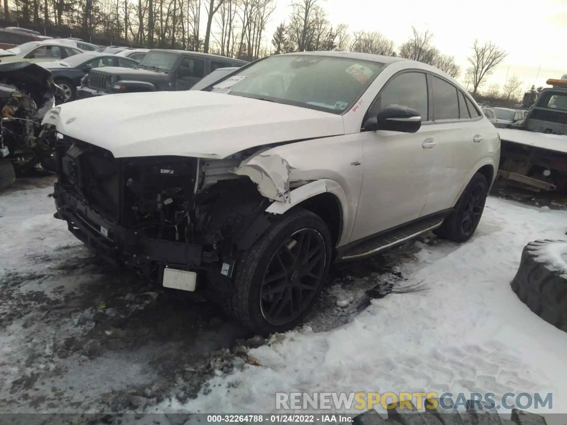 2 Photograph of a damaged car 4JGFD6BB4MA294000 MERCEDES-BENZ GLE 2021