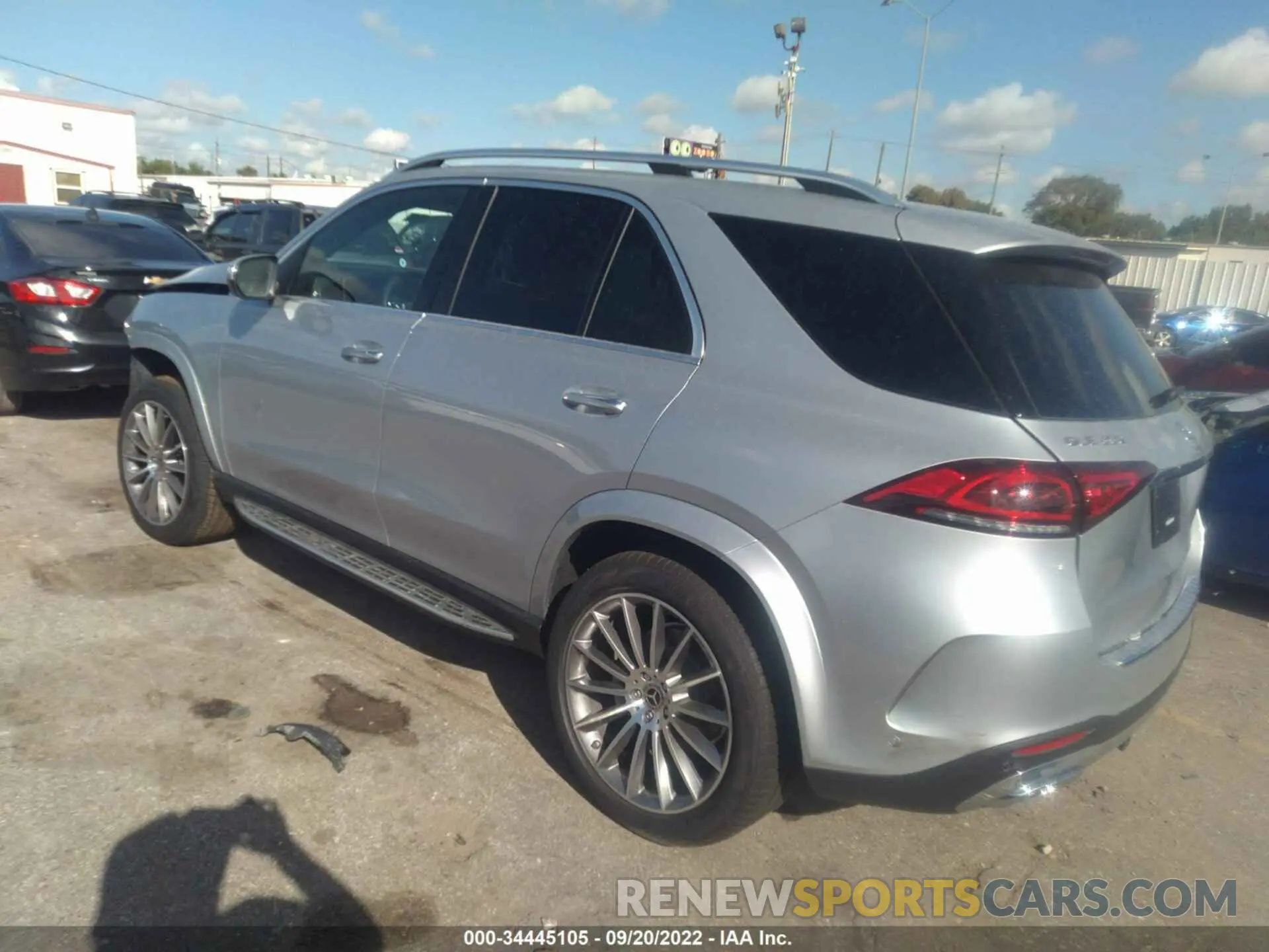 3 Photograph of a damaged car 4JGFB4JB3NA794677 MERCEDES-BENZ GLE 2022