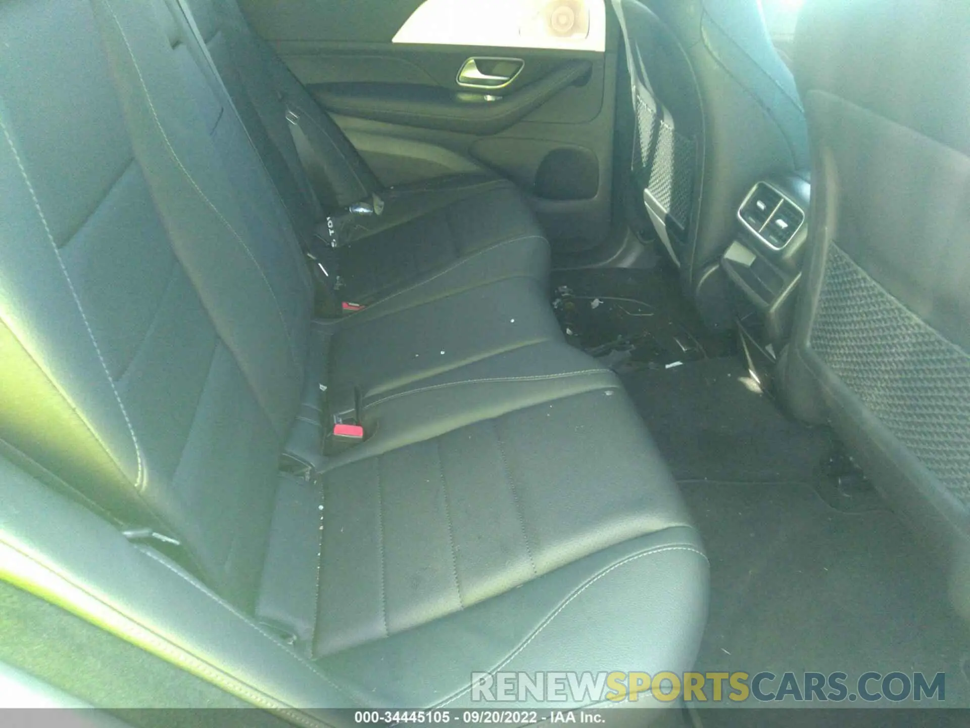 8 Photograph of a damaged car 4JGFB4JB3NA794677 MERCEDES-BENZ GLE 2022