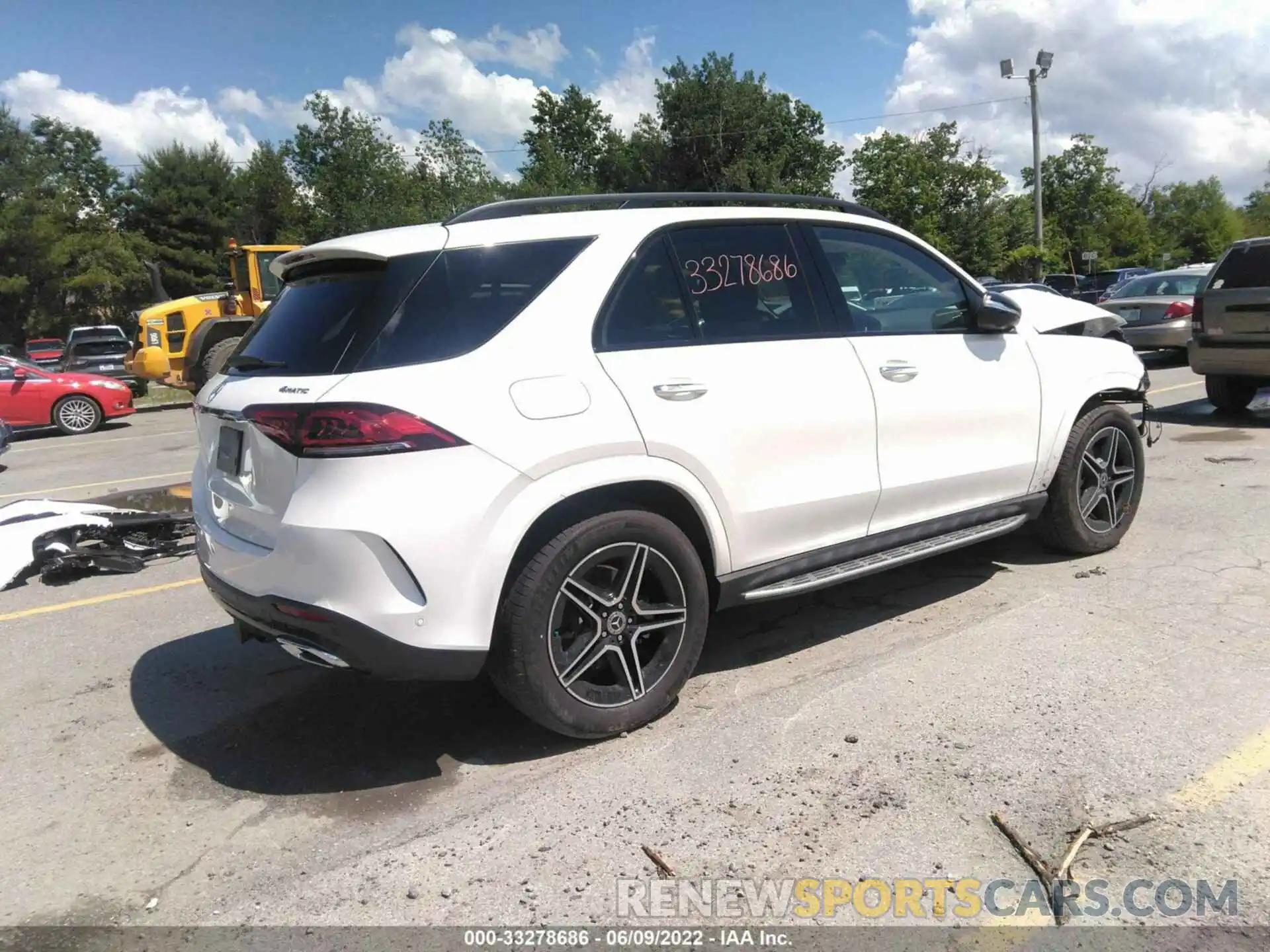 4 Photograph of a damaged car 4JGFB4KB6NA714819 MERCEDES-BENZ GLE 2022